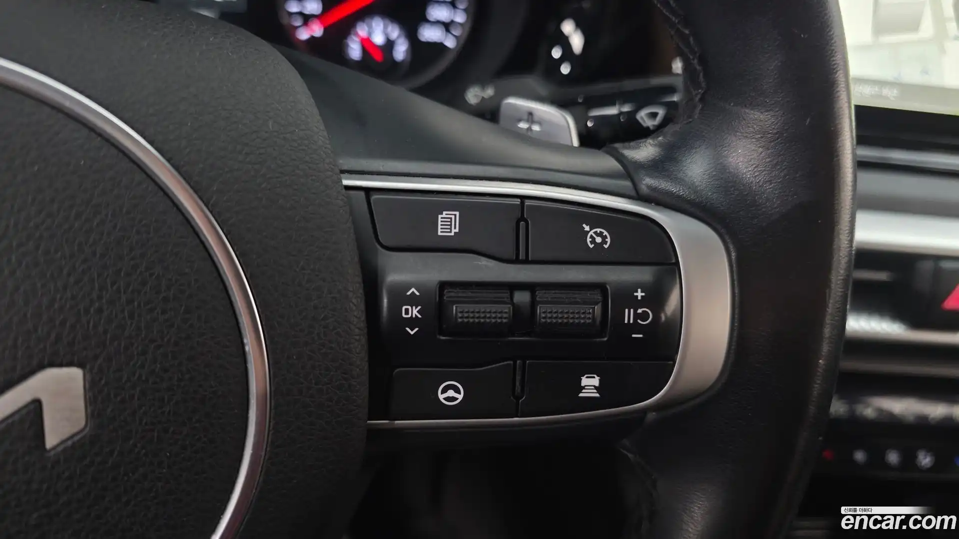 K5 Kia 2023.2-OPTION-020