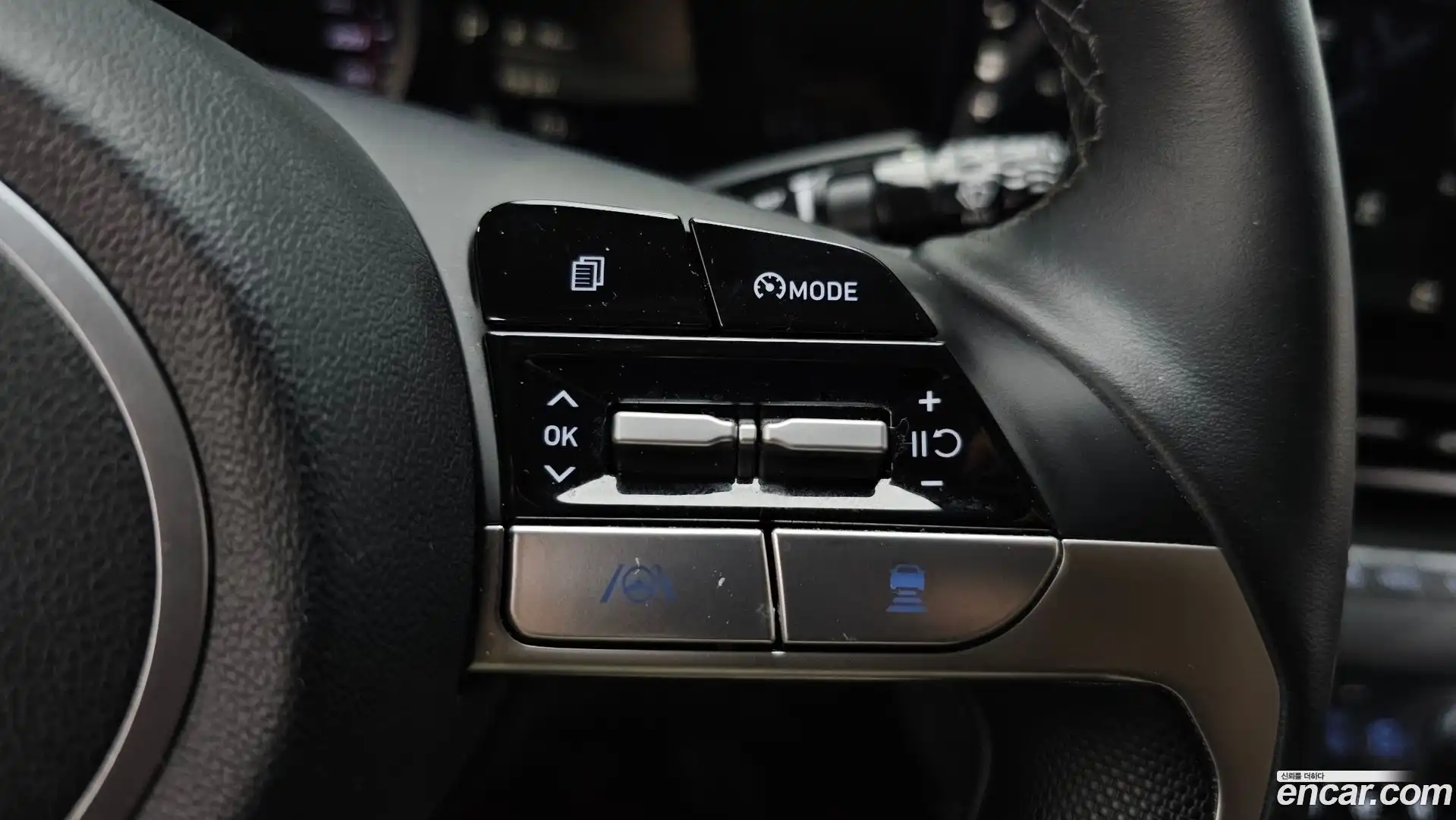 AVANTE Hyundai 2022.11-OPTION-018
