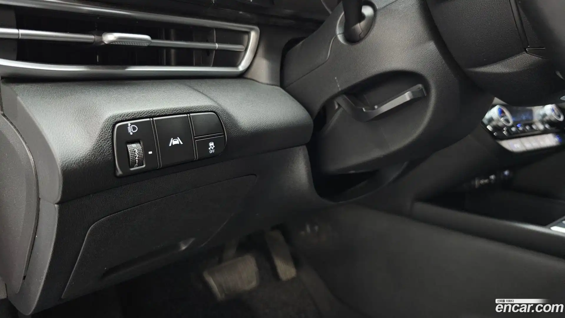 AVANTE Hyundai 2022.11-OPTION-023