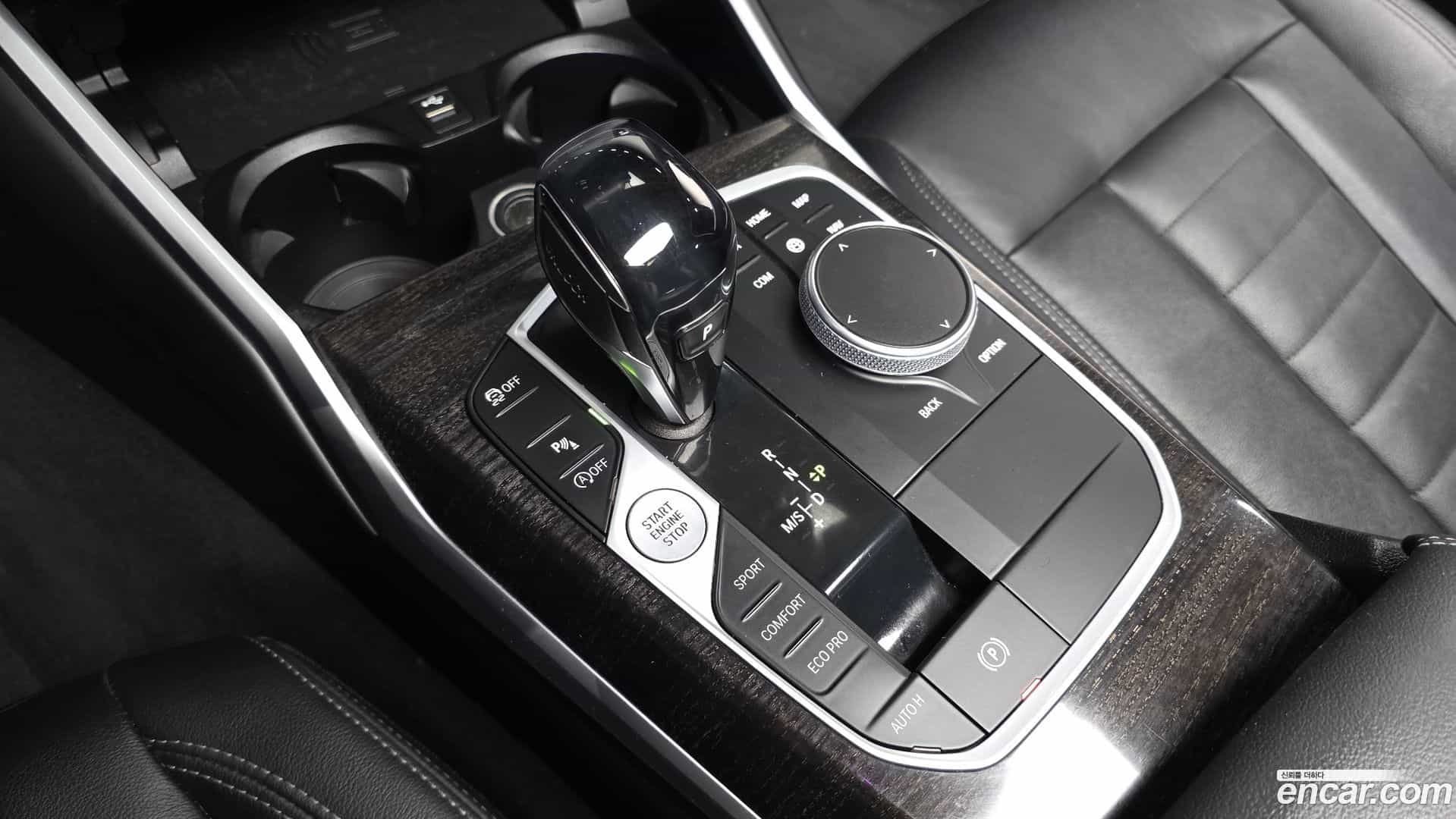 3-Series BMW 2021.5-INNER-009