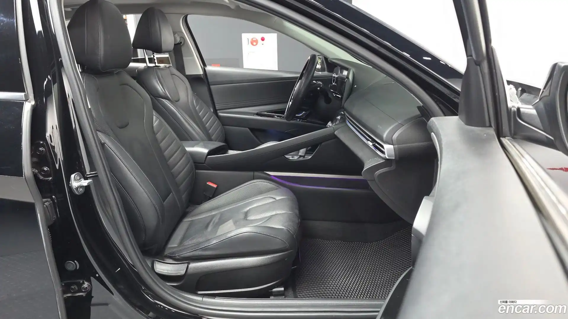 AVANTE Hyundai 2020.5-OPTION-015