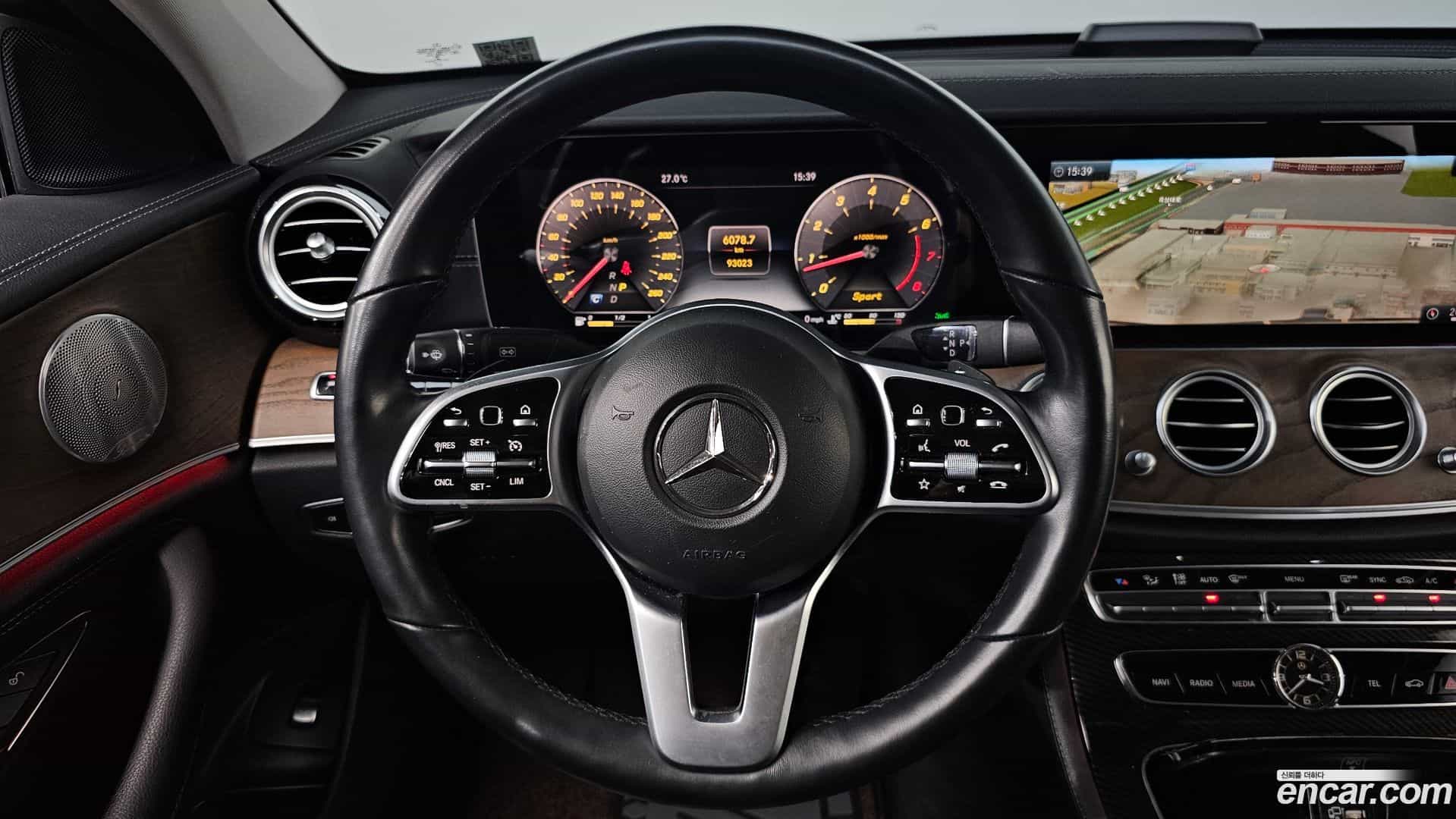 E-Class Mercedes-Benz 2019.0-OPTION-018