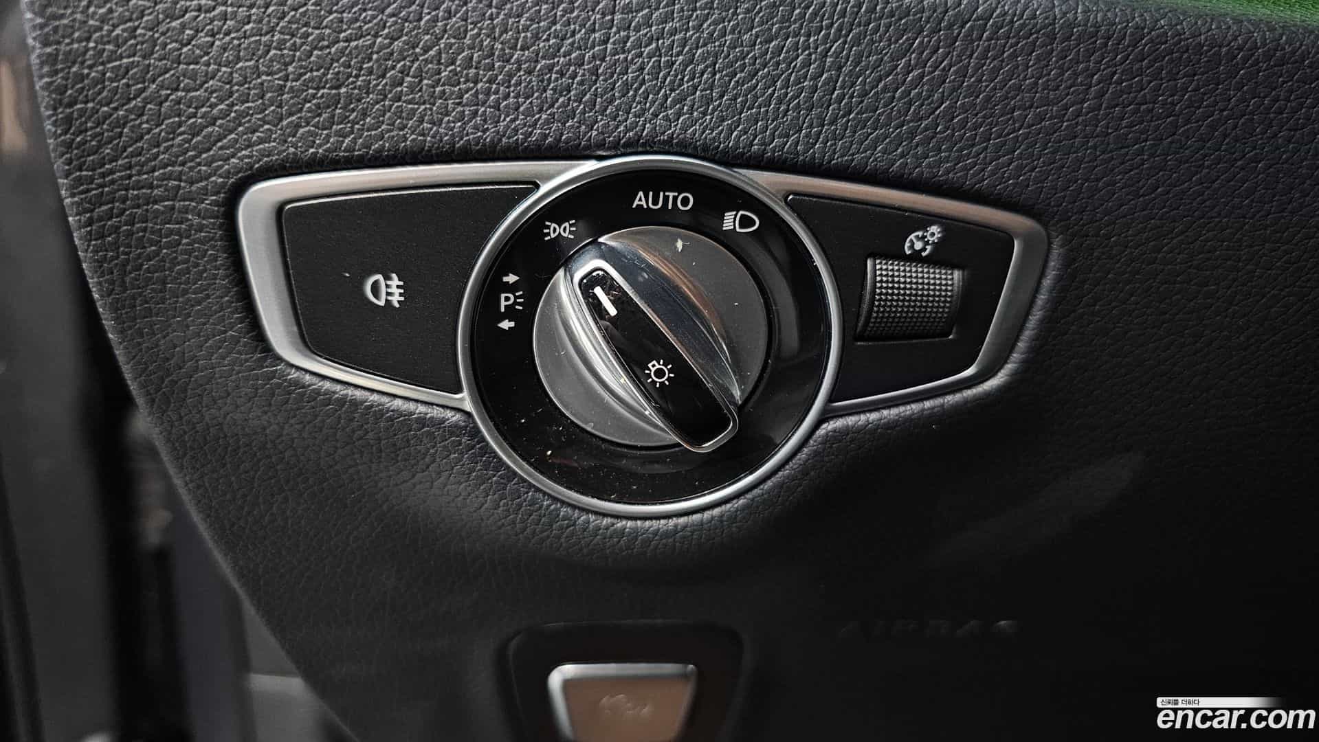 E-Class Mercedes-Benz 2019.0-OPTION-023