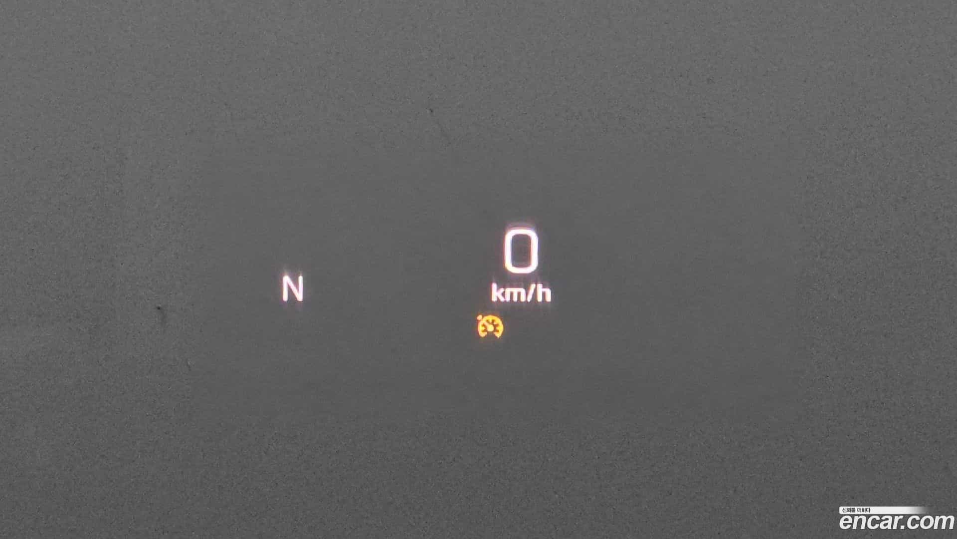 E-Class Mercedes-Benz 2019.0-OPTION-044