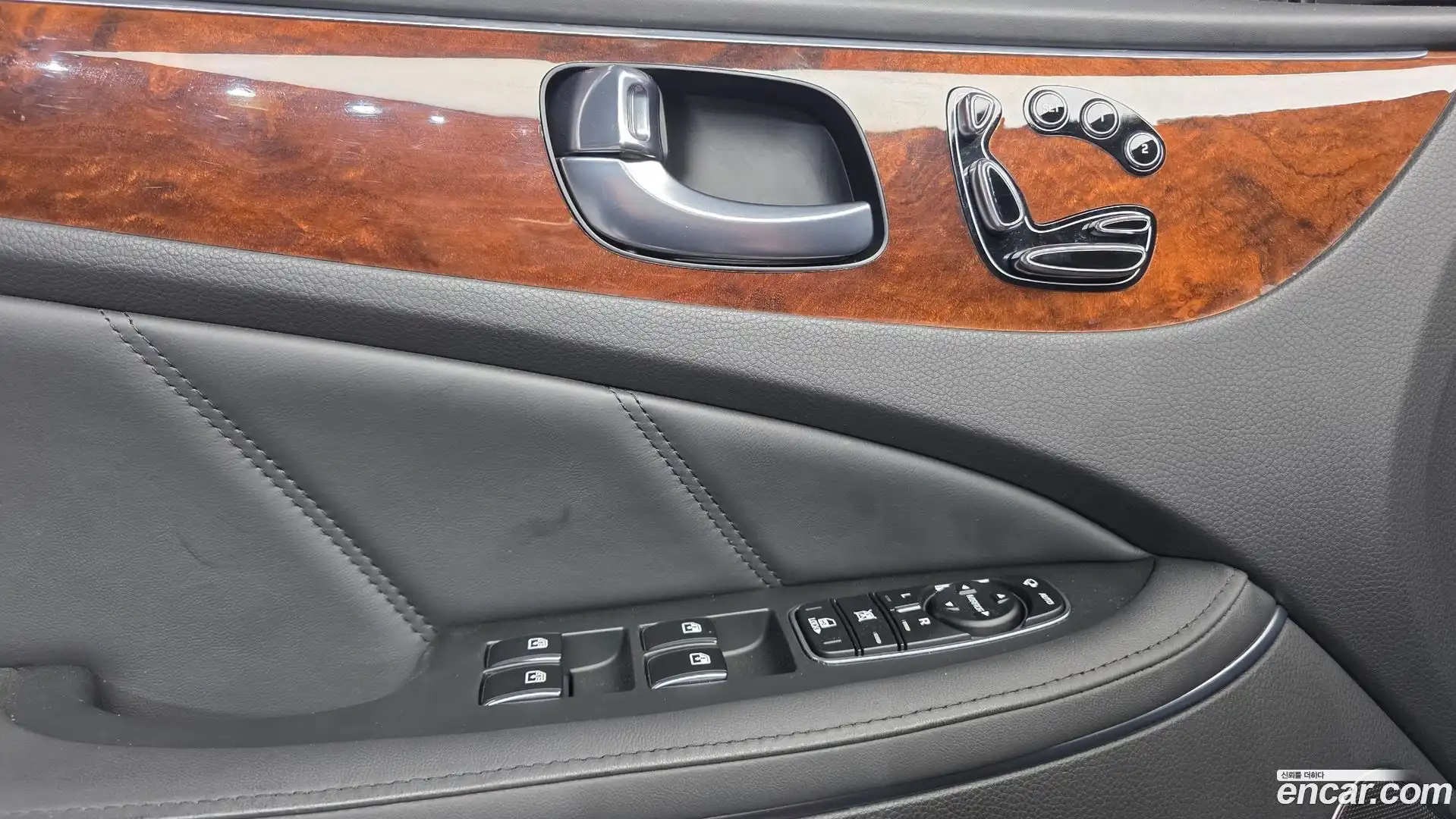 Equus Hyundai 2013.2-OPTION-016