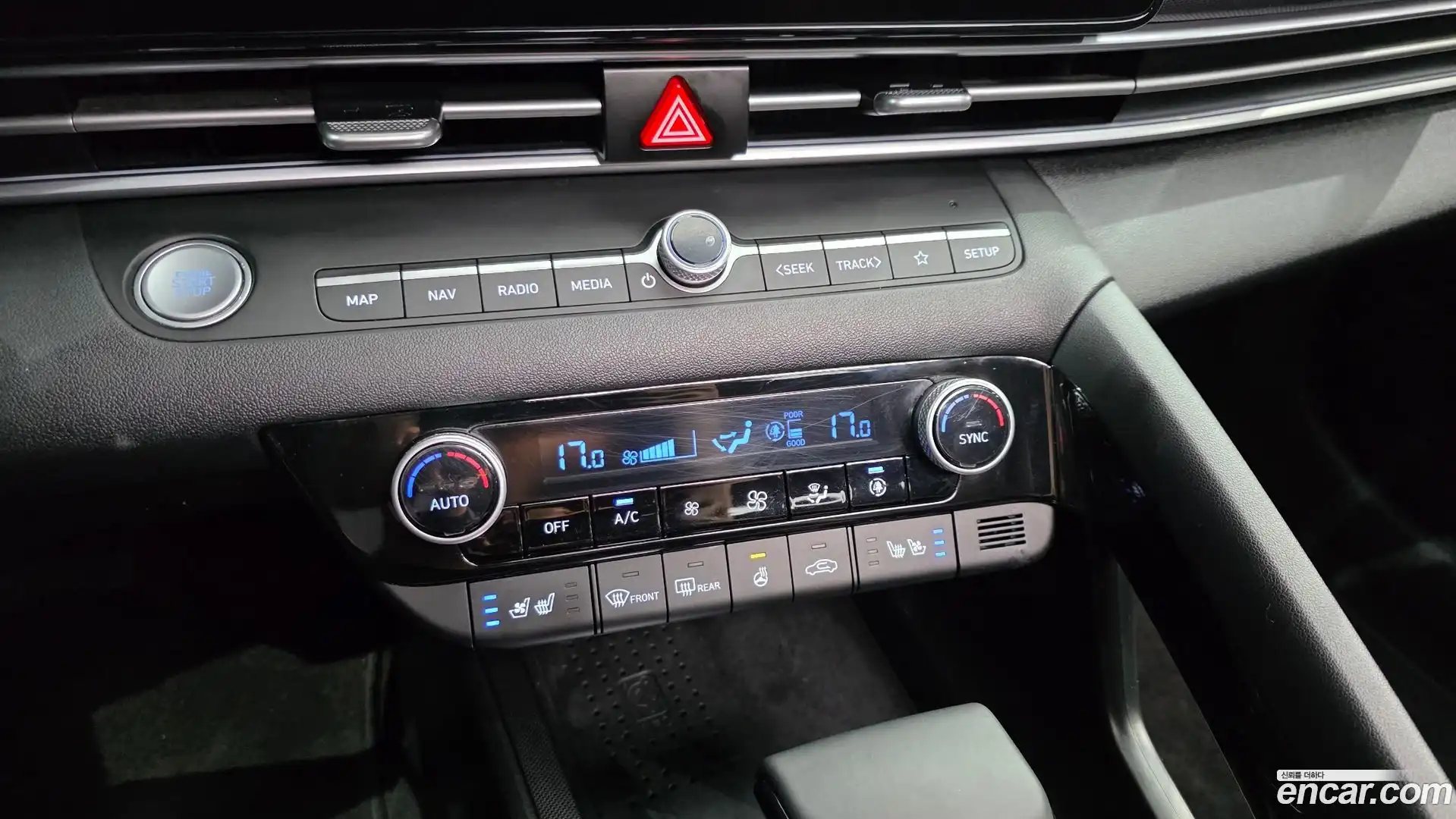 AVANTE Hyundai 2020.11-OPTION-023