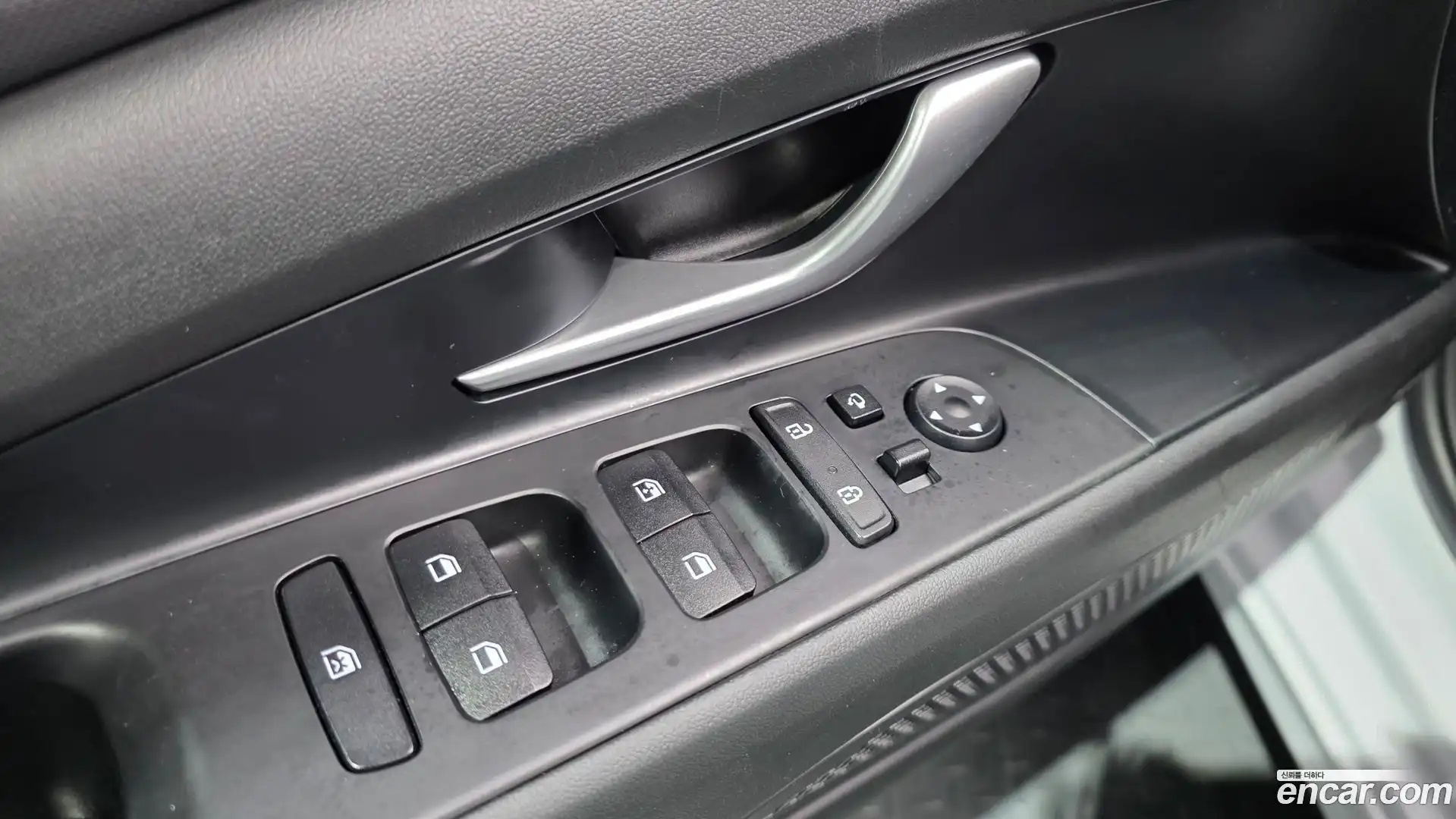 AVANTE Hyundai 2020.11-OPTION-041