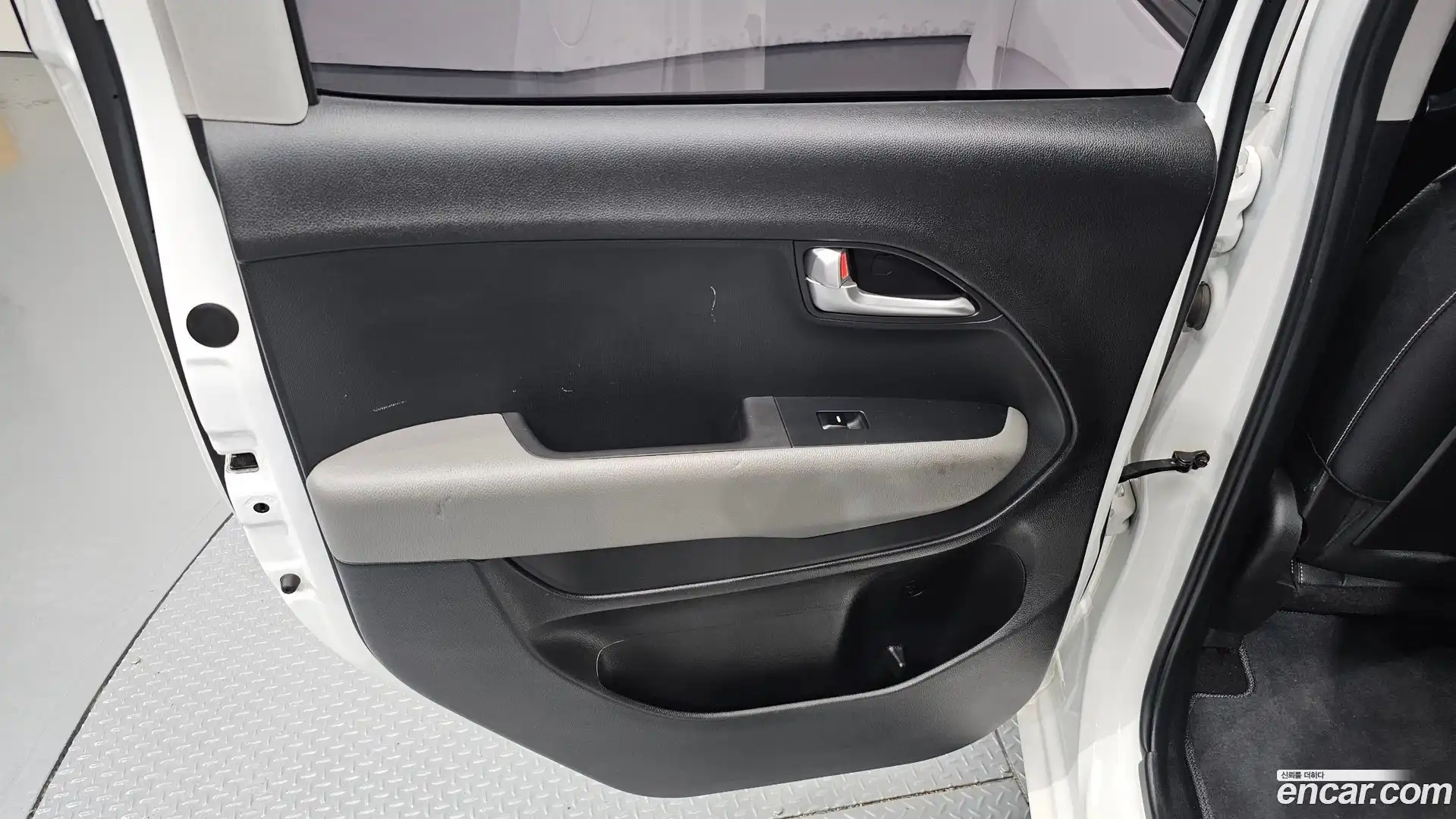 RAY Kia 2022.9-INNER-035