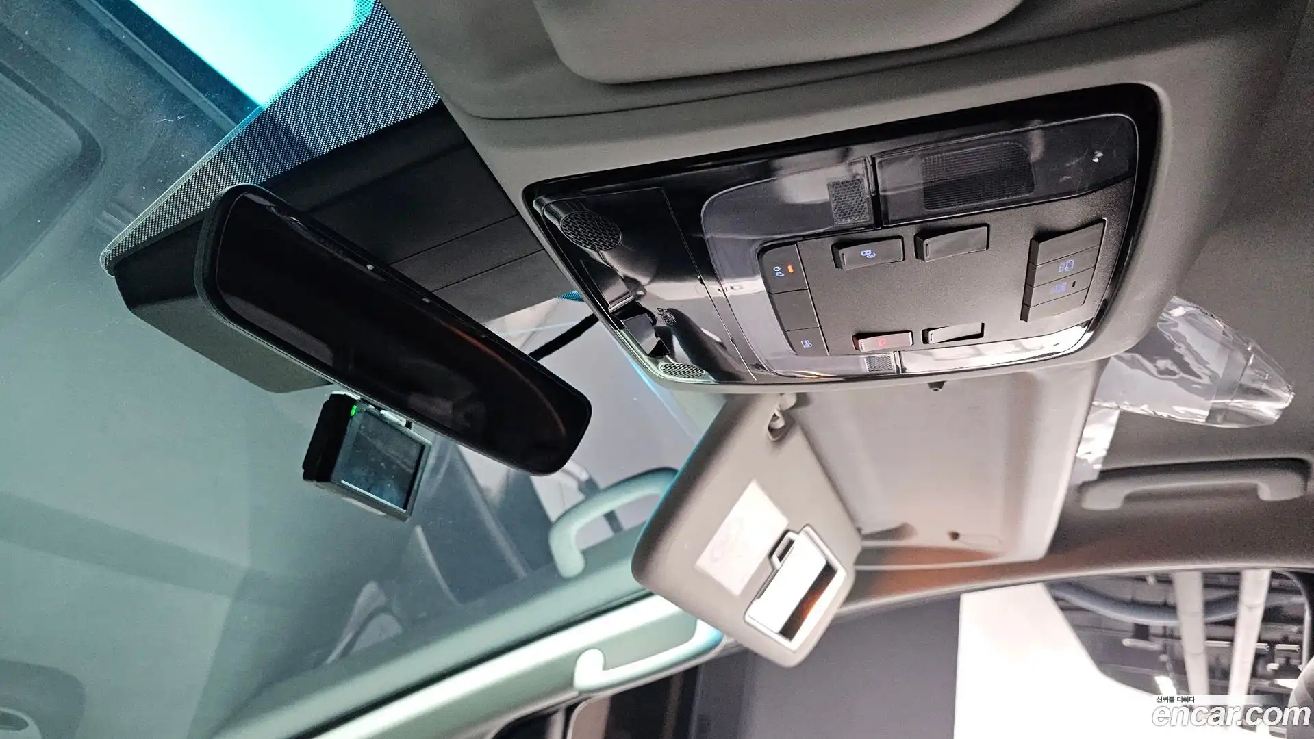Staria Hyundai 2023.2-OPTION-023