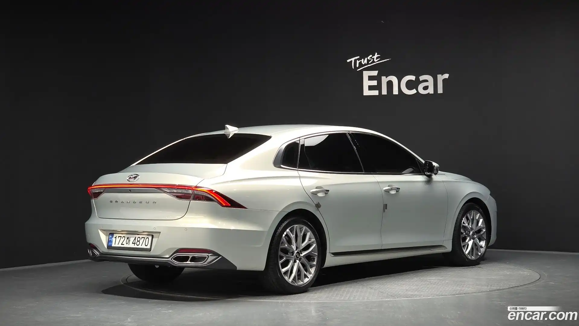 Grandeur Hyundai 2022.6-OUTER-002
