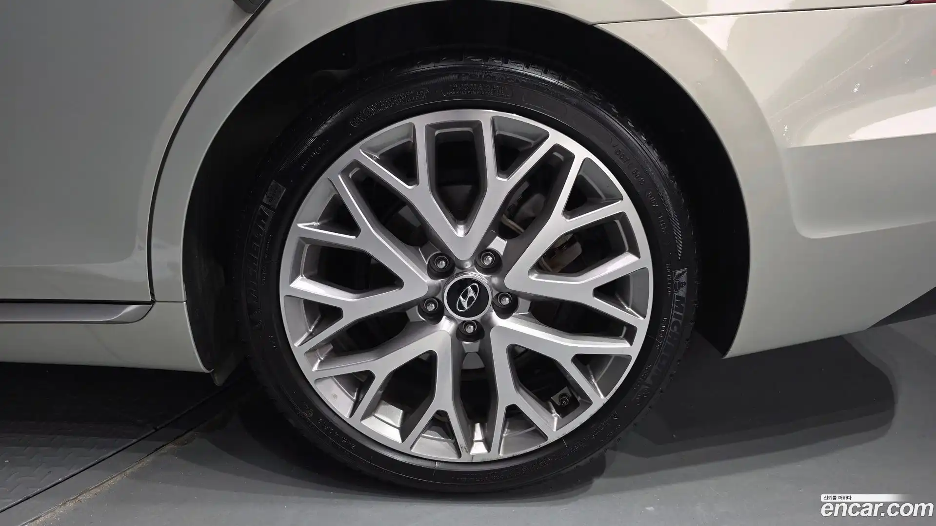 Grandeur Hyundai 2022.6-OUTER-031