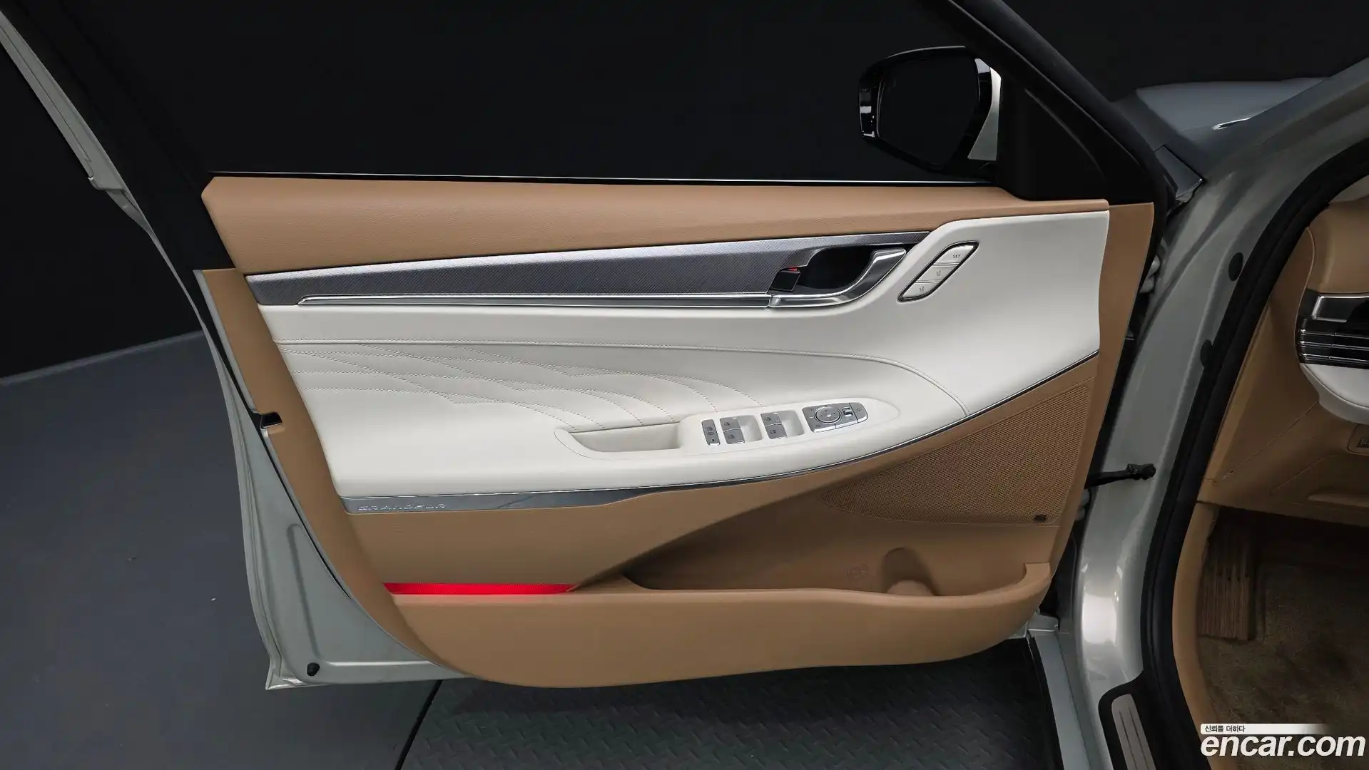 Grandeur Hyundai 2022.6-INNER-034