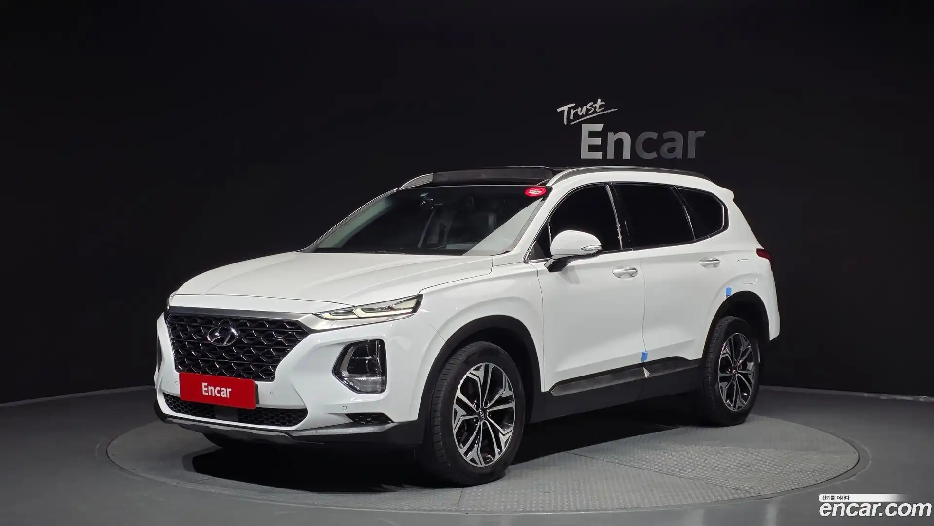 Santafe Hyundai 2018.2-OUTER-001