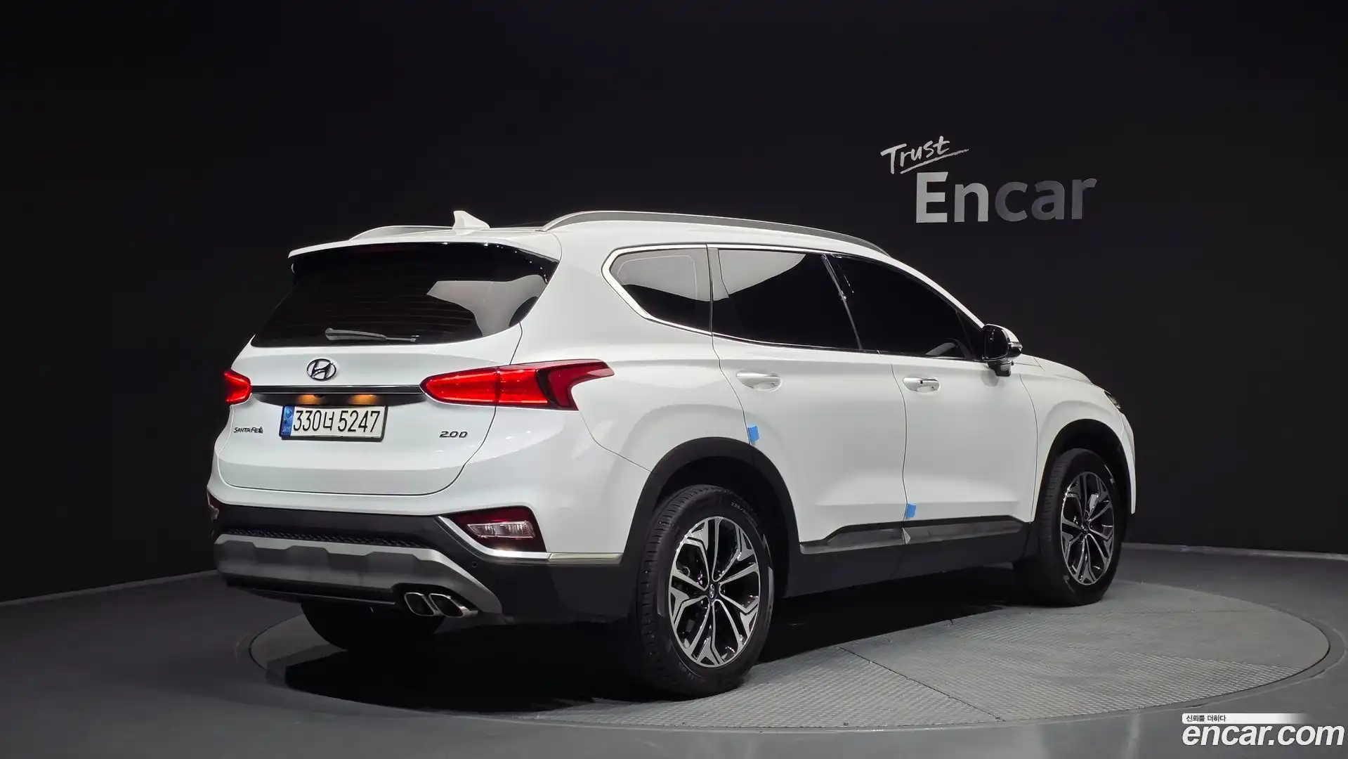Santafe Hyundai 2018.2-OUTER-002