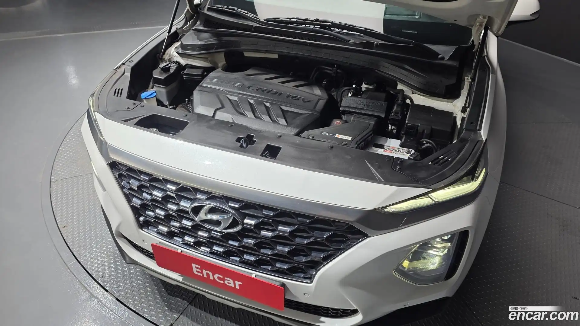 Santafe Hyundai 2018.2-OUTER-006