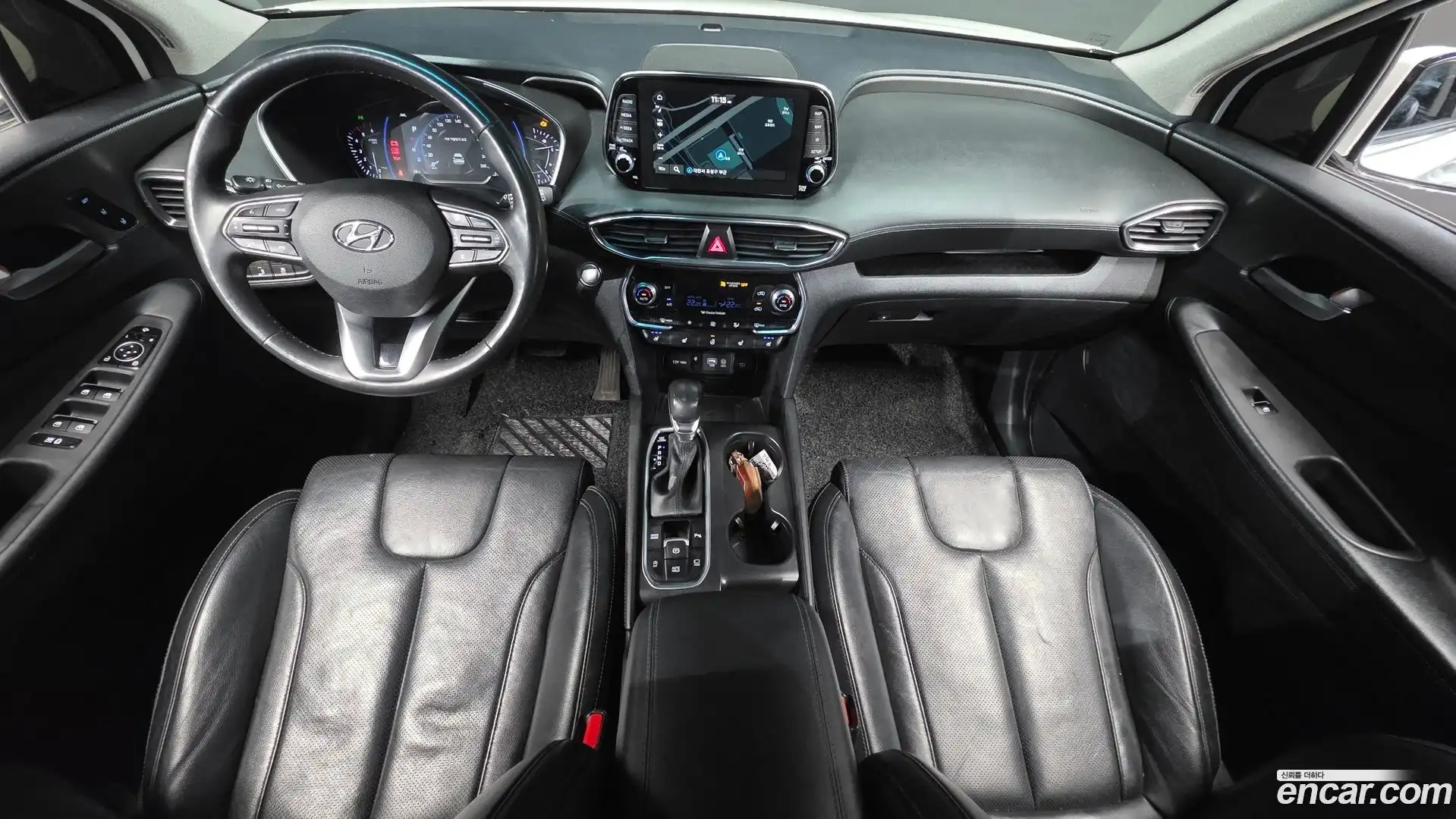 Santafe Hyundai 2018.2-INNER-007