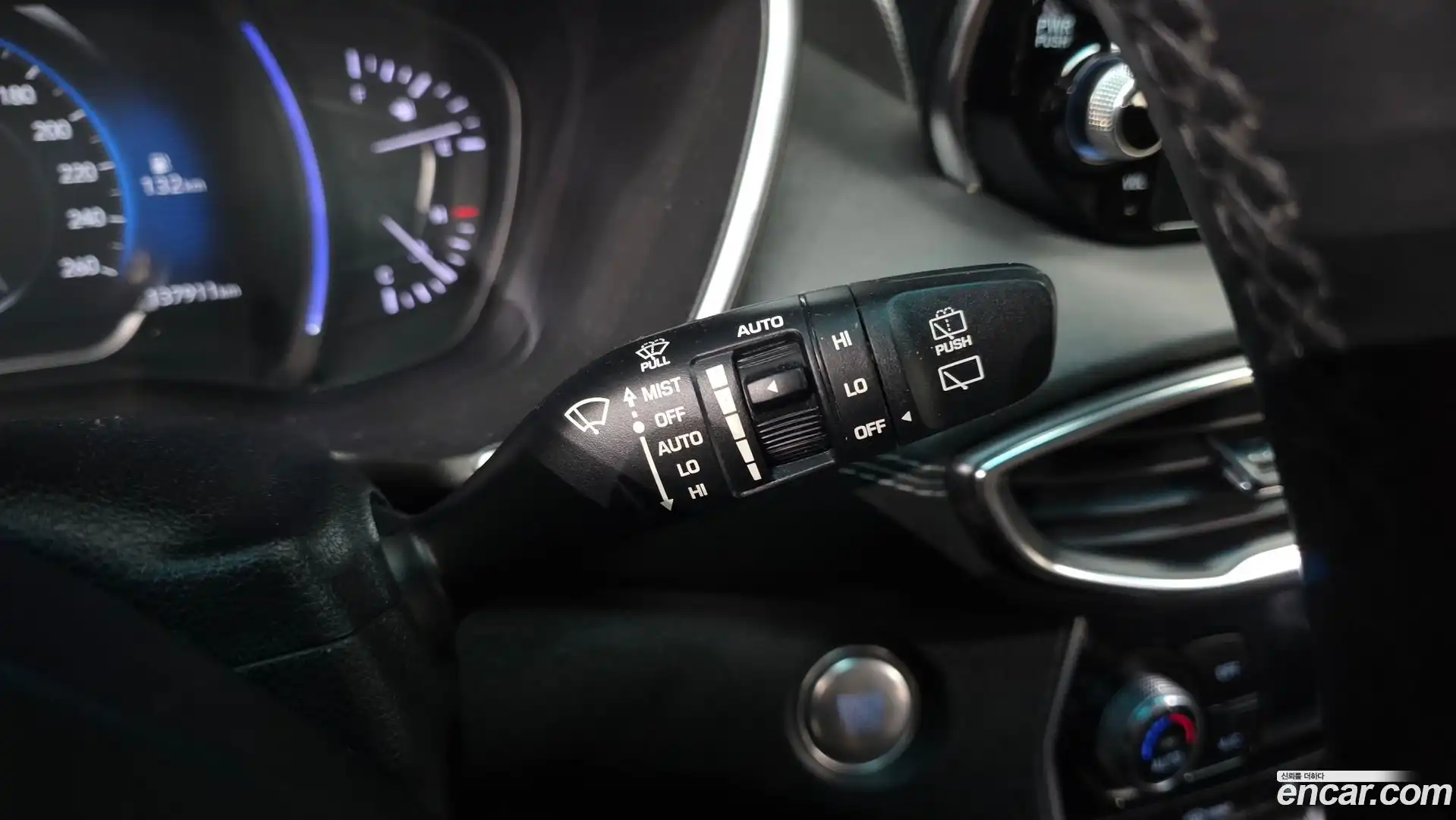 Santafe Hyundai 2018.2-OPTION-024