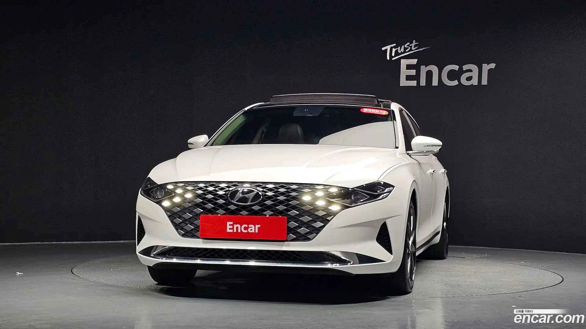 Grandeur Hyundai 2020.6-OUTER-003