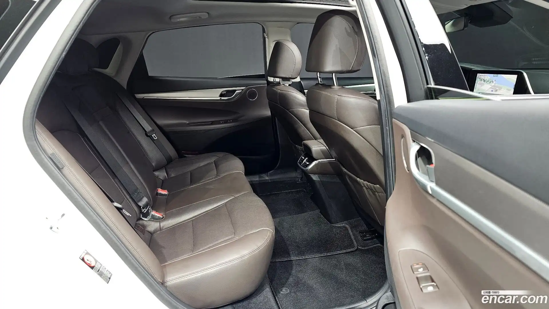 Grandeur Hyundai 2020.6-OPTION-016