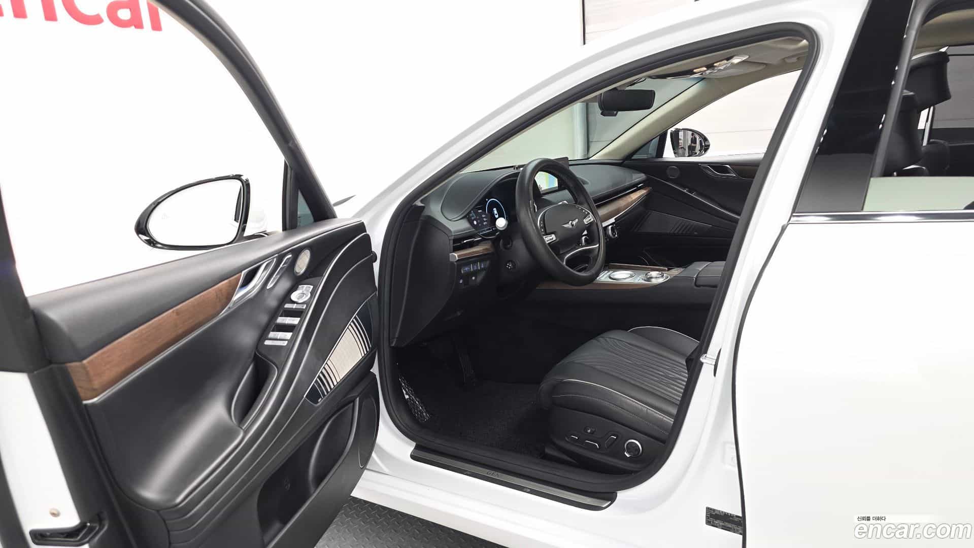 G80 Genesis 2022.7-INNER-010