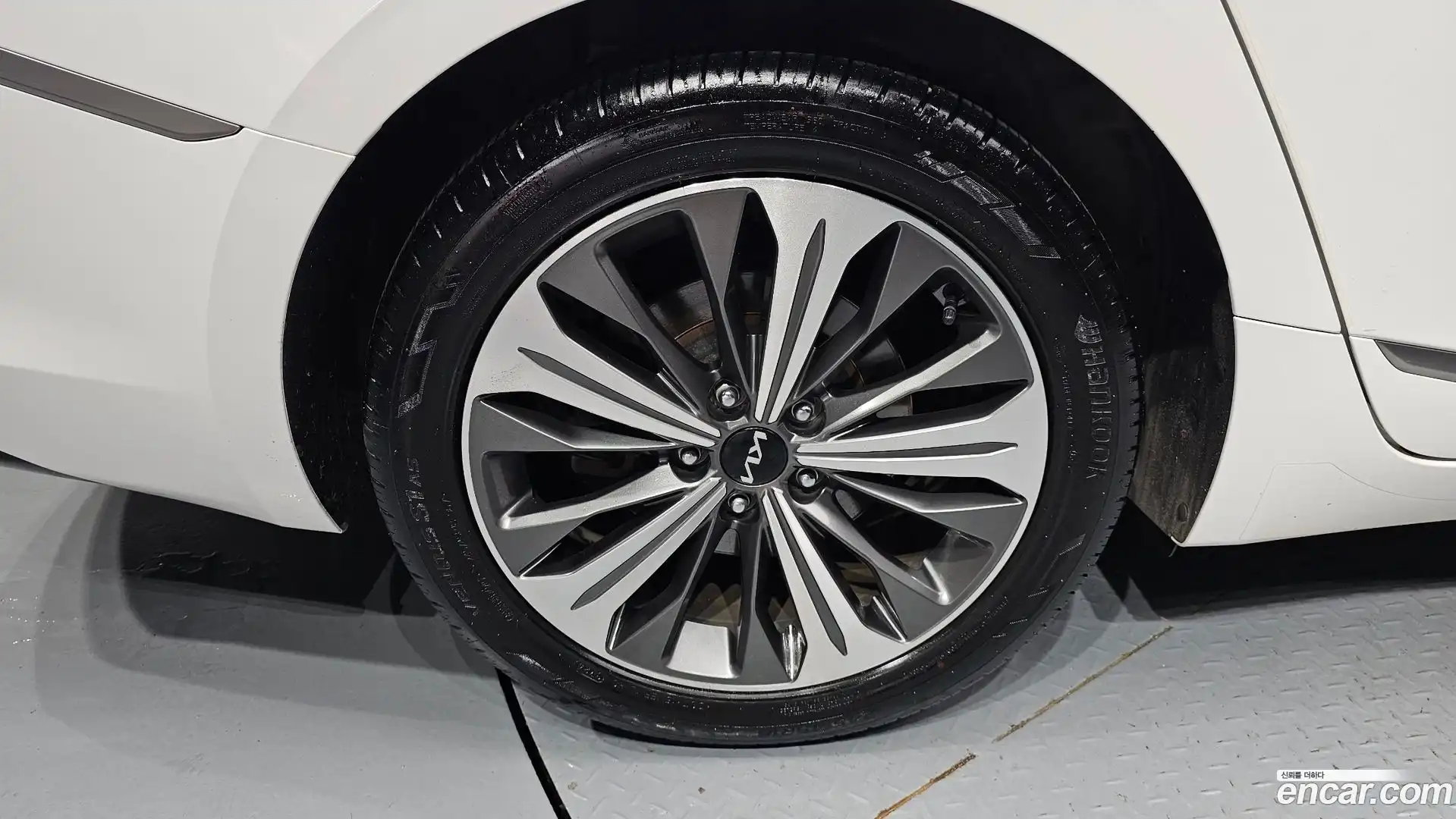 K8 Kia 2021.4-OUTER-005