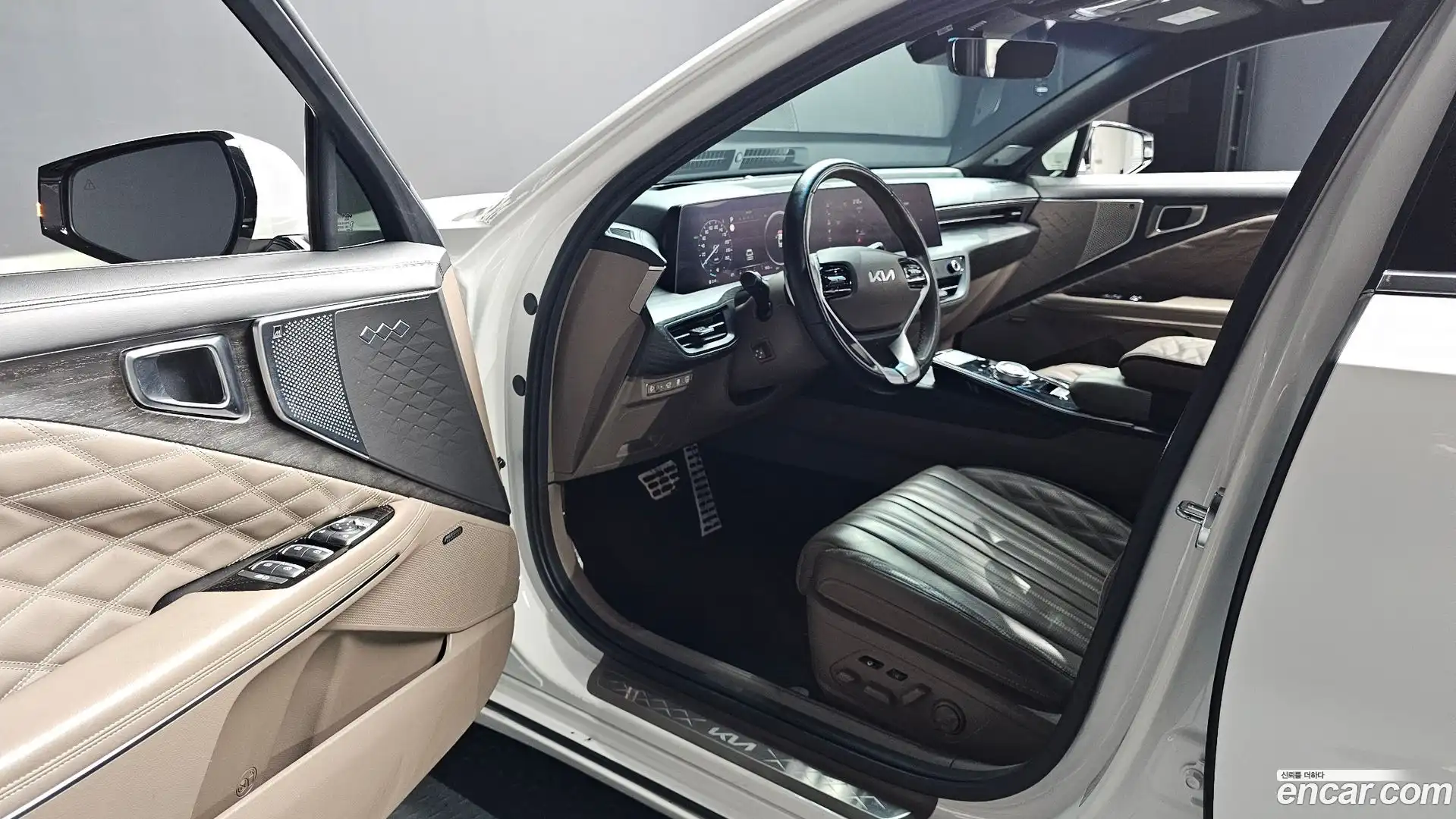 K8 Kia 2021.4-INNER-010