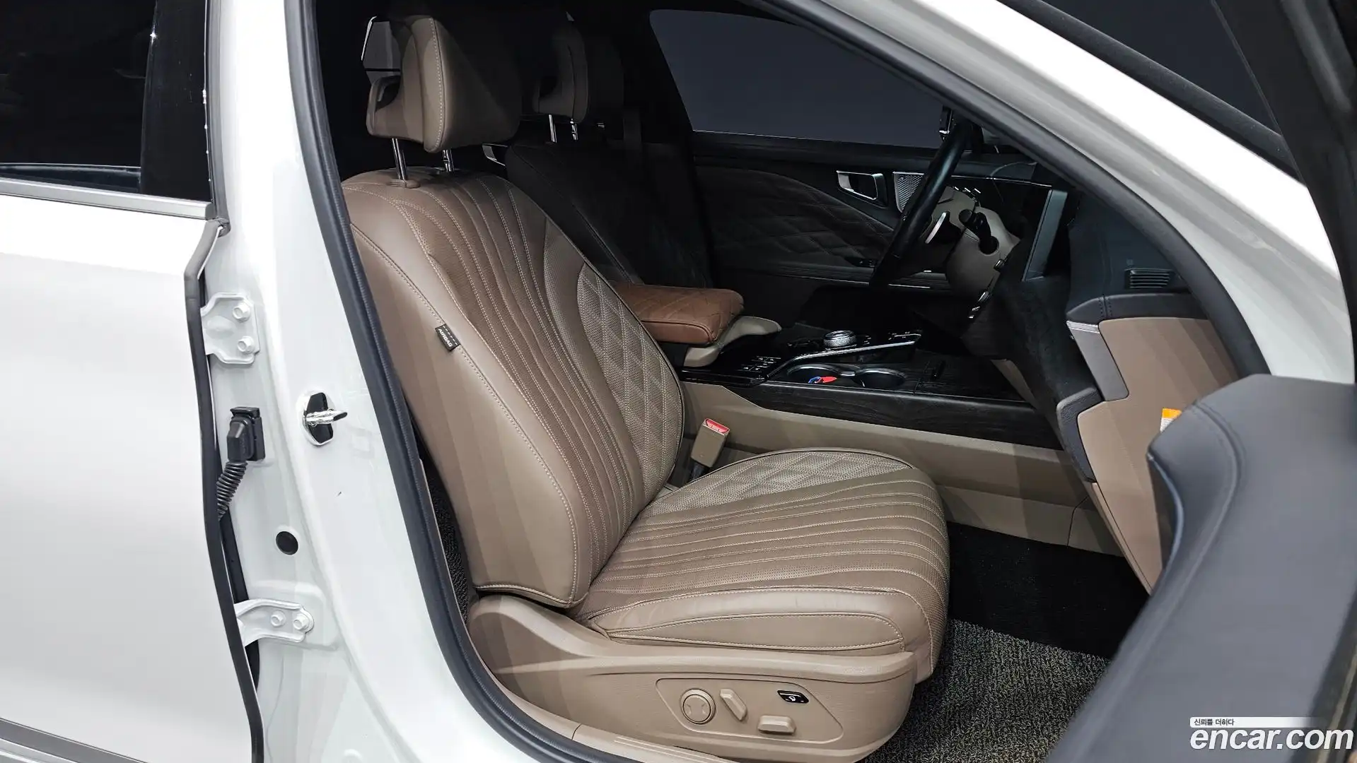 K8 Kia 2021.4-OPTION-015