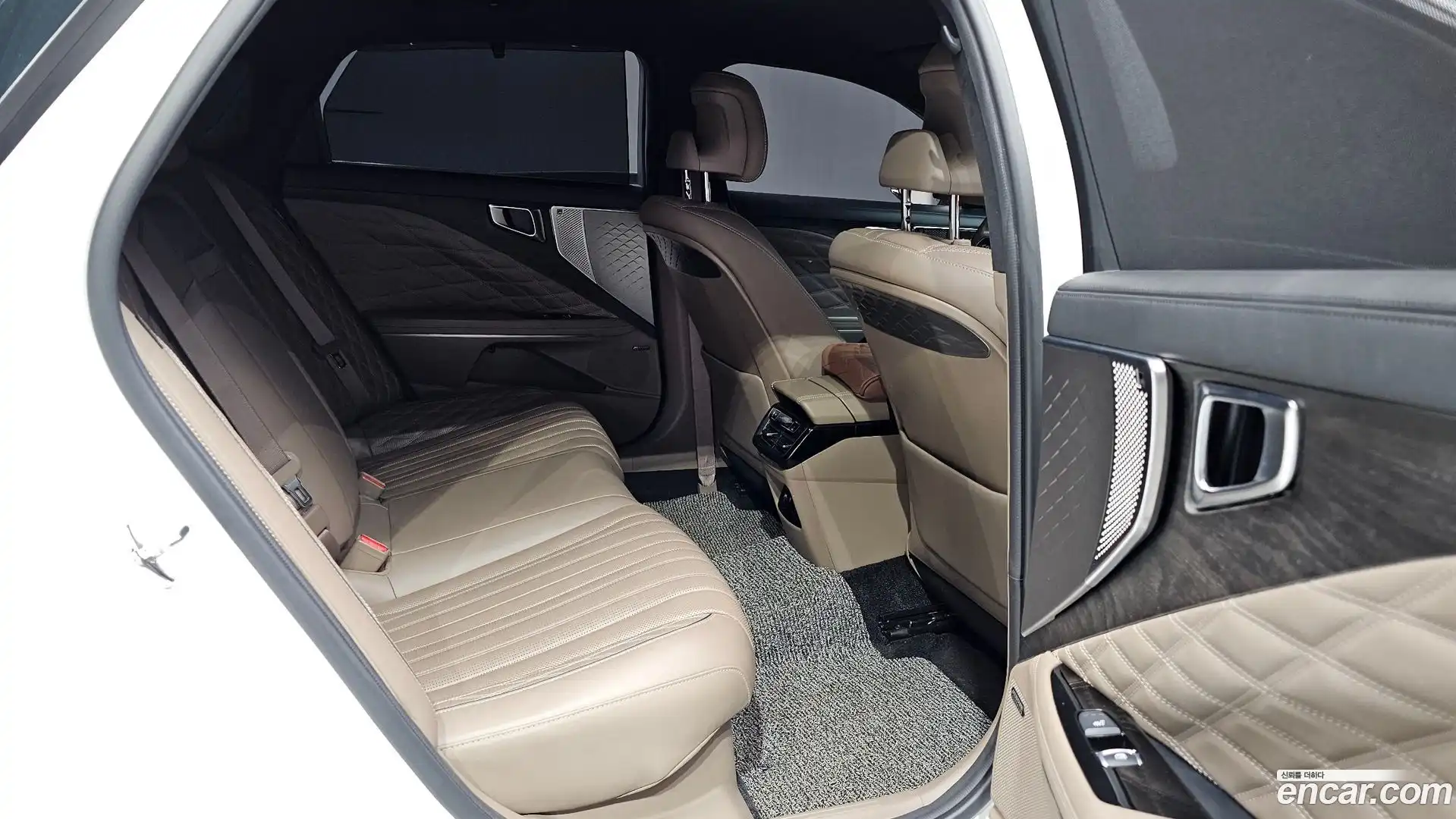 K8 Kia 2021.4-OPTION-016