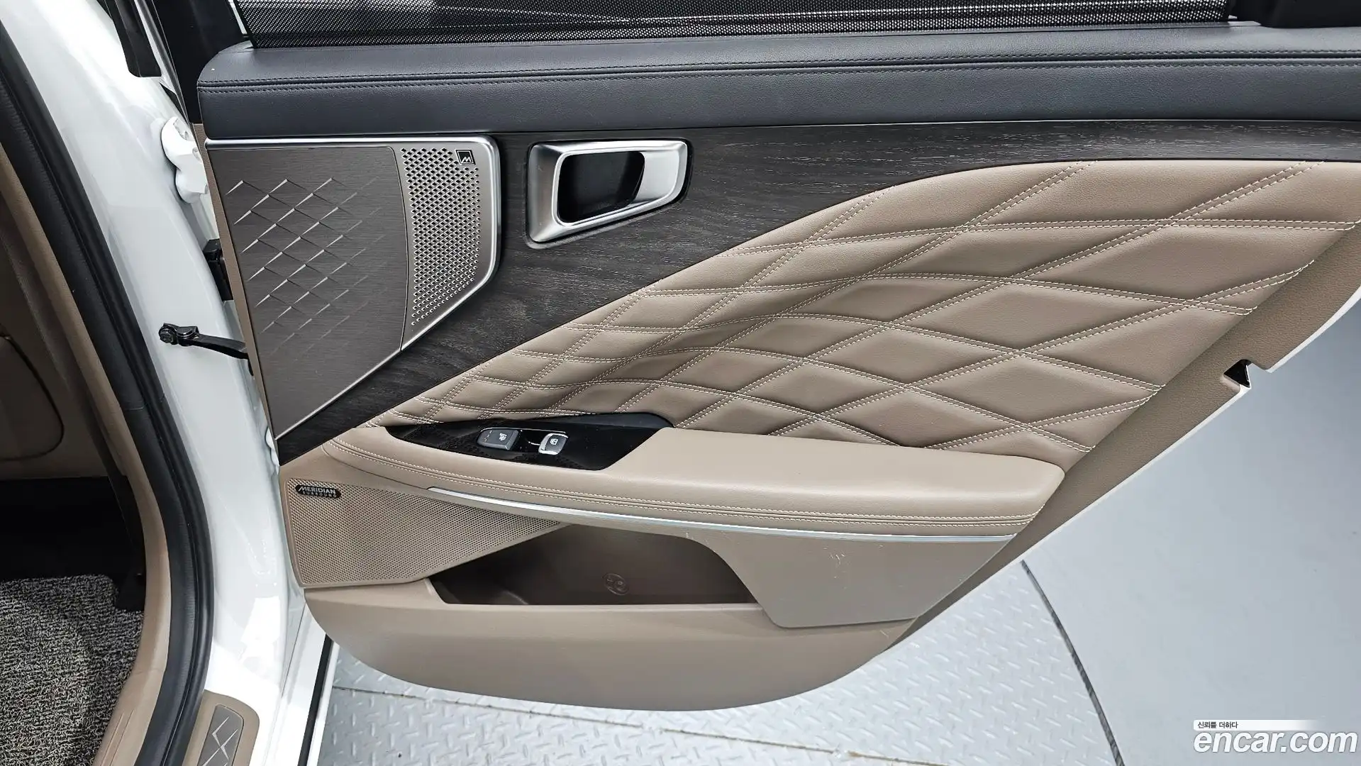 K8 Kia 2021.4-INNER-035