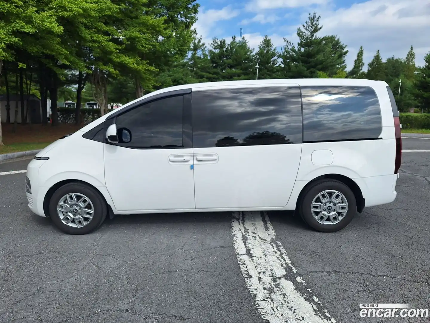 Staria Hyundai 2025.4-OUTER-003