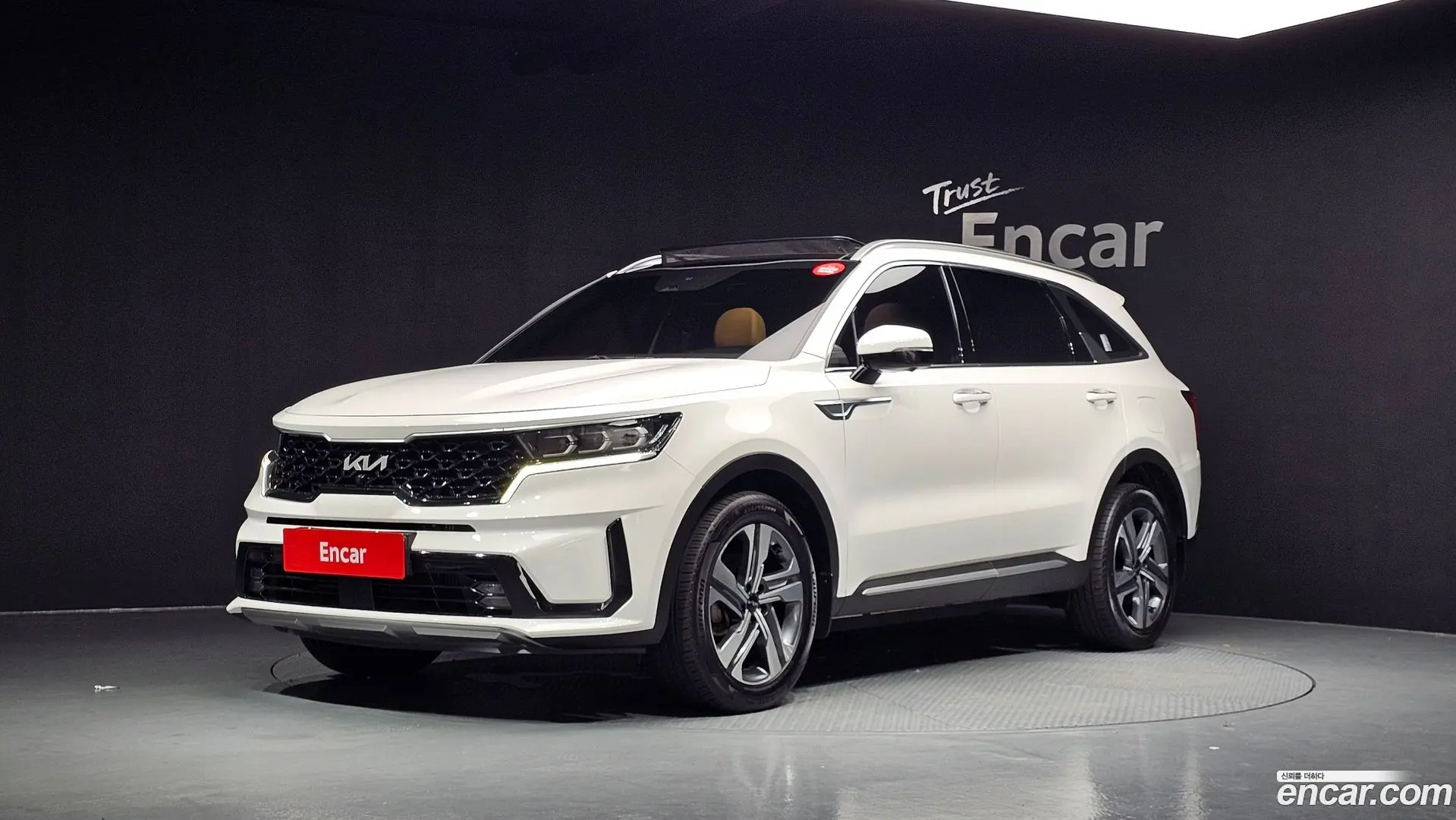 Main__Slider__Photo:Sorento Kia 2023.4-0