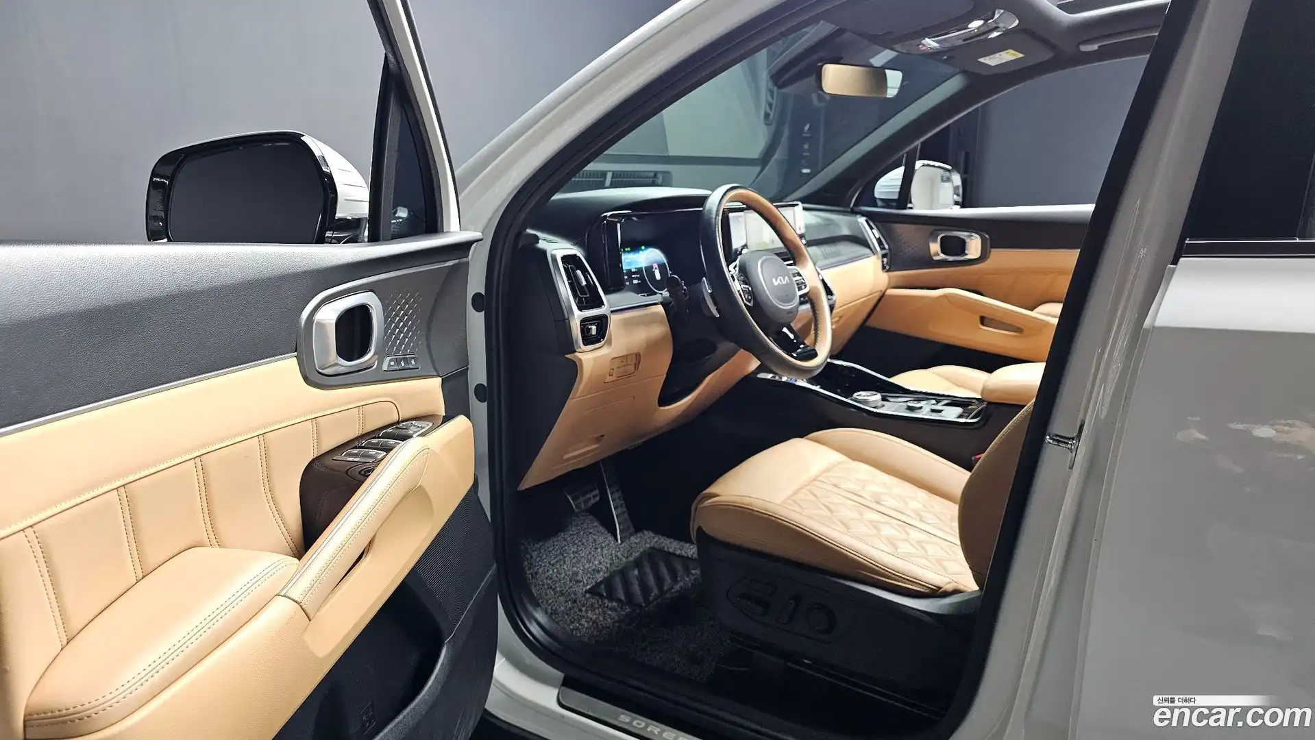 Sorento Kia 2023.4-INNER-010
