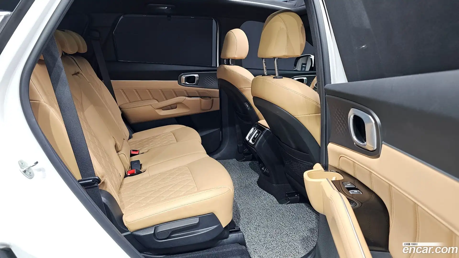 Sorento Kia 2023.4-OPTION-015