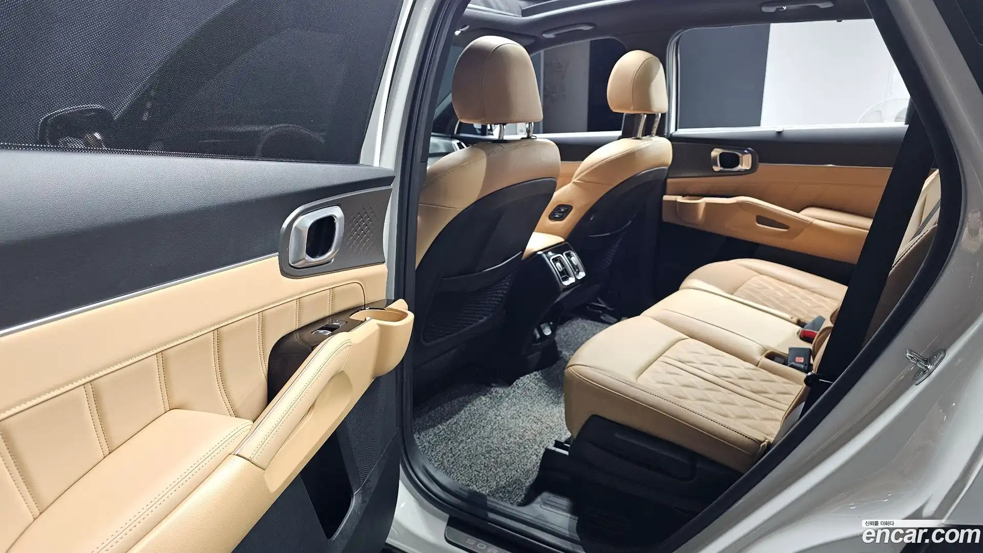 Sorento Kia 2023.4-INNER-036