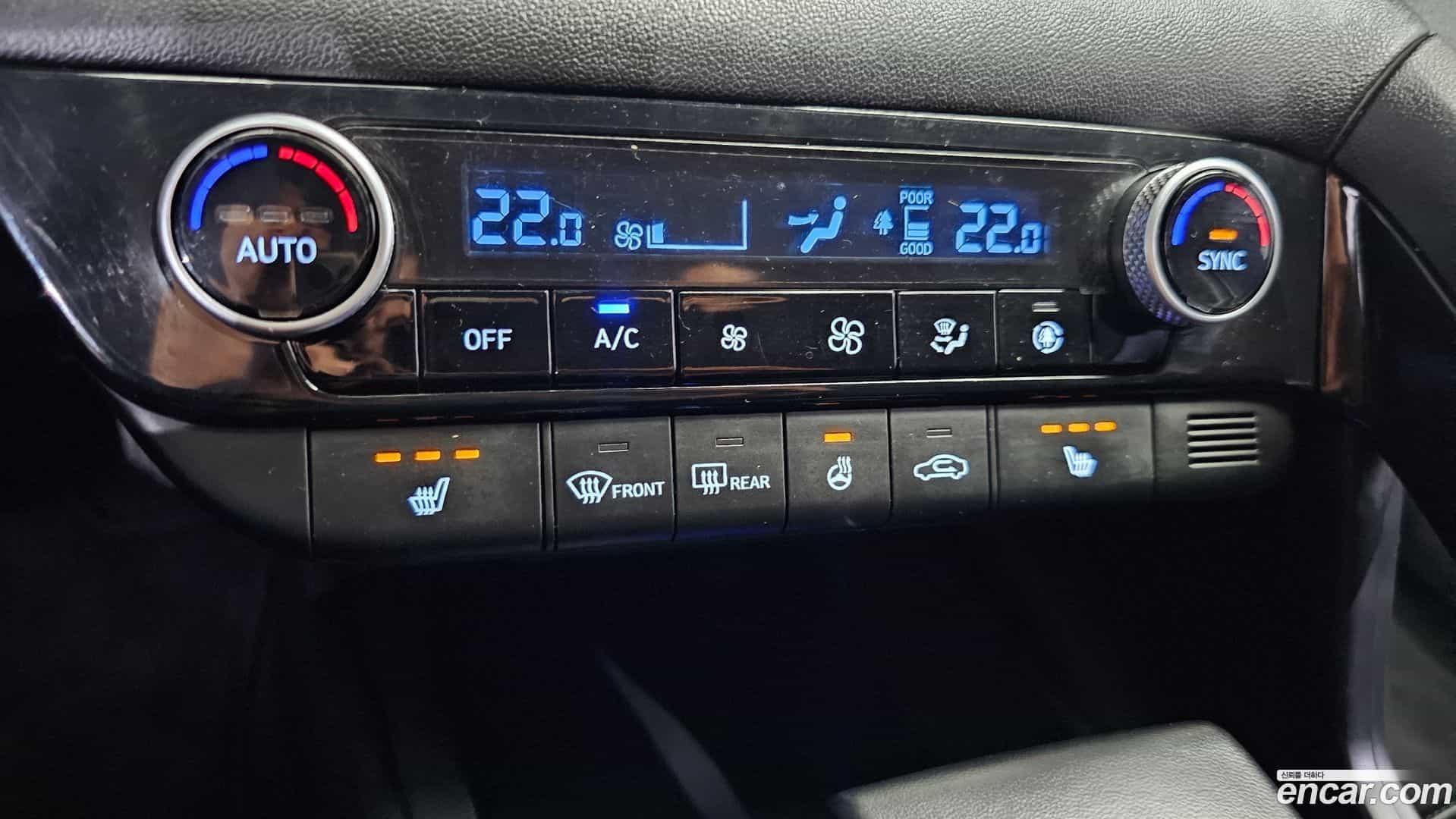 AVANTE Hyundai 2023.0-OPTION-042