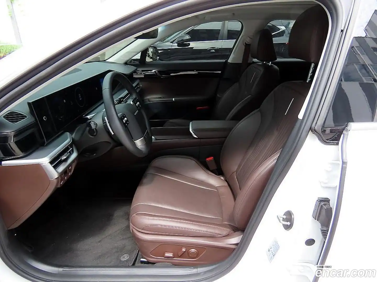 Grandeur Hyundai 2023.8-OUTER-005