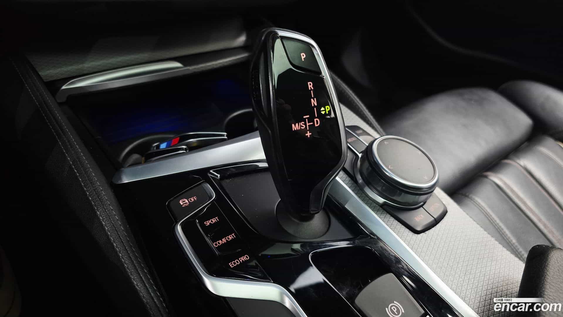 5-Series BMW 2017.7-INNER-009