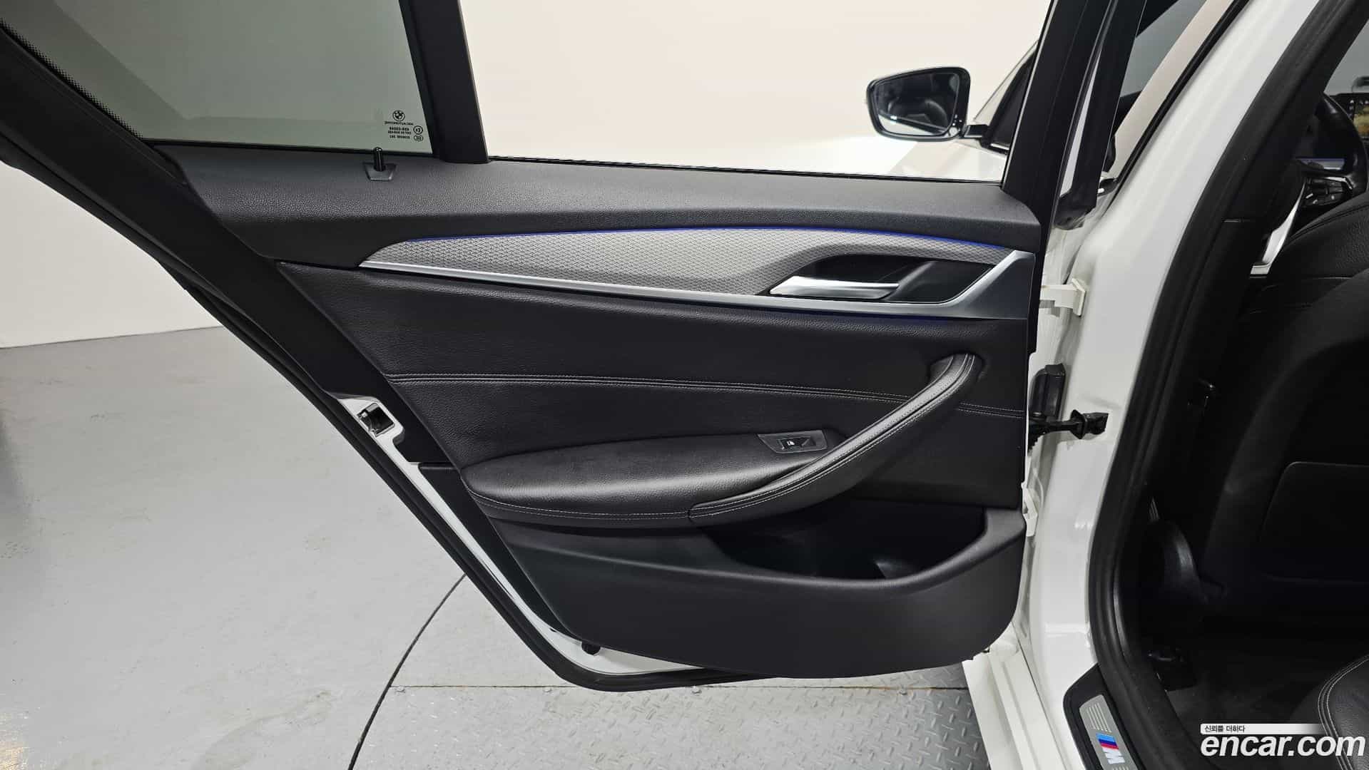 5-Series BMW 2017.7-INNER-035