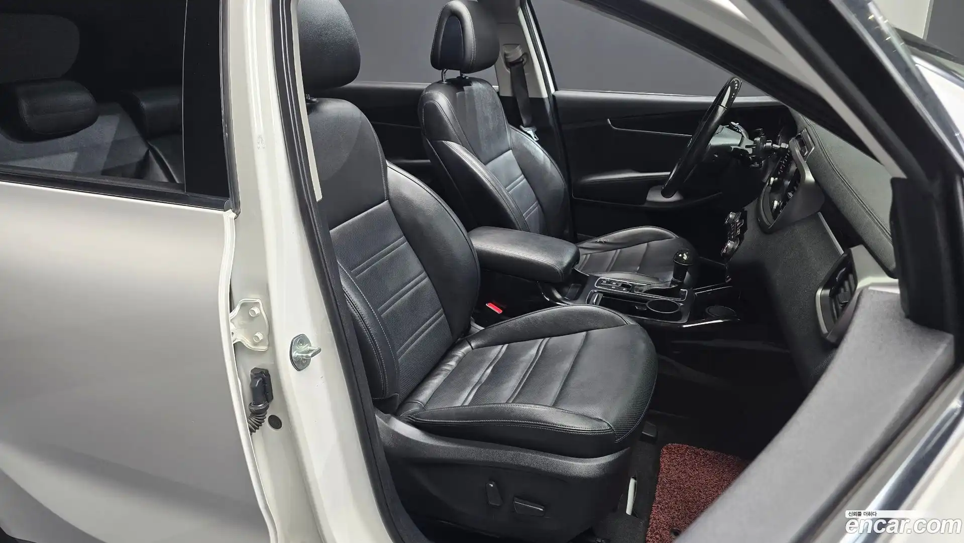 Sorento Kia 2015.8-OPTION-016