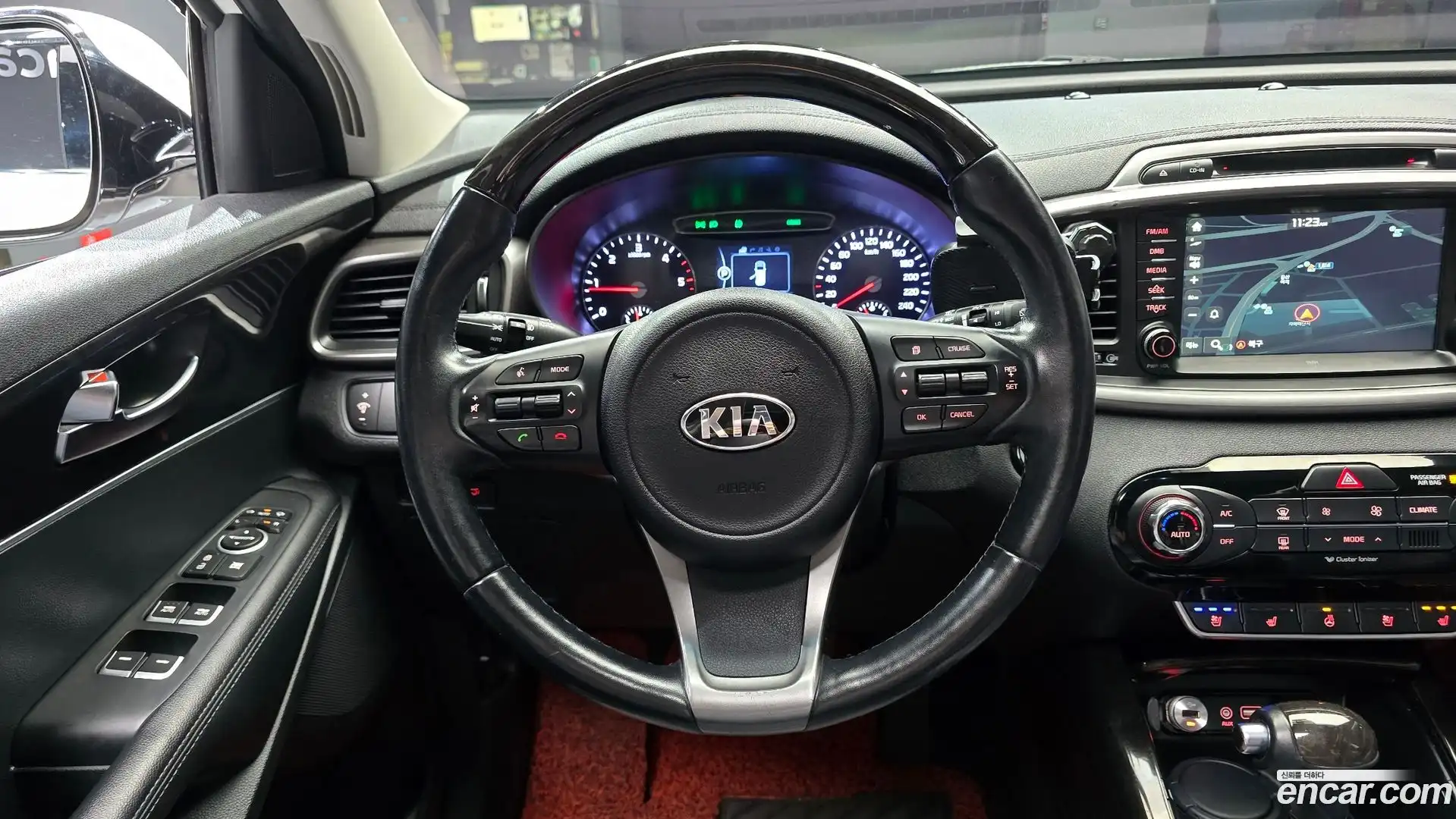 Sorento Kia 2015.8-OPTION-017