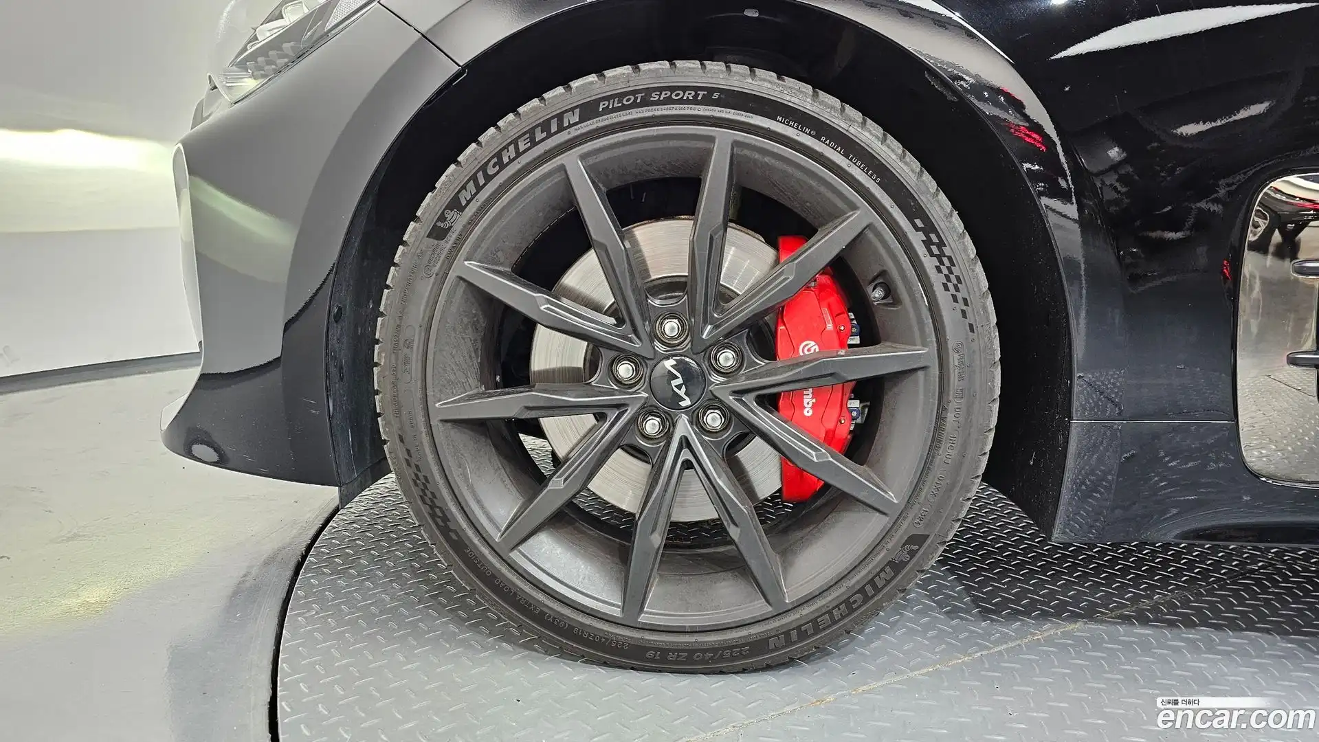 Stinger Kia 2022.3-OUTER-005