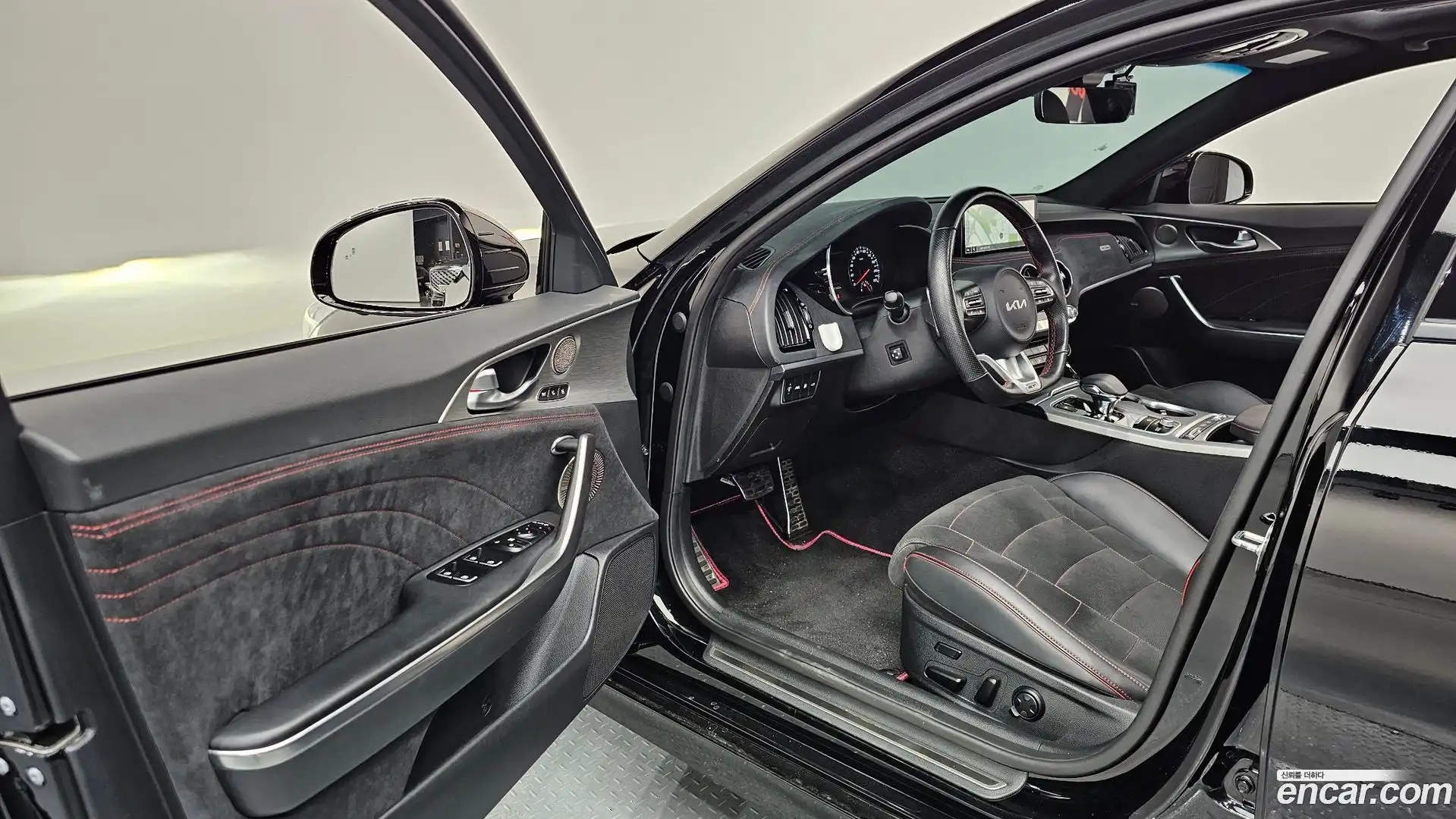 Stinger Kia 2022.3-INNER-010