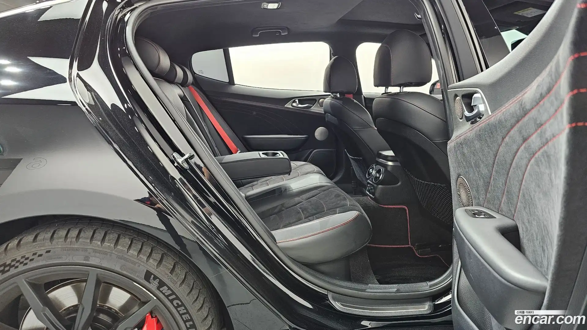 Stinger Kia 2022.3-OPTION-015