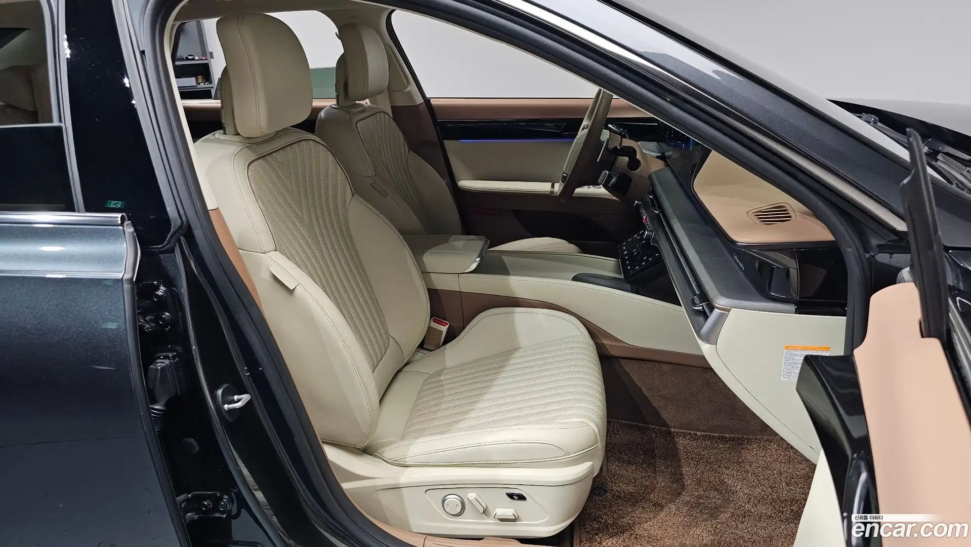 Grandeur Hyundai 2024.6-INNER-036