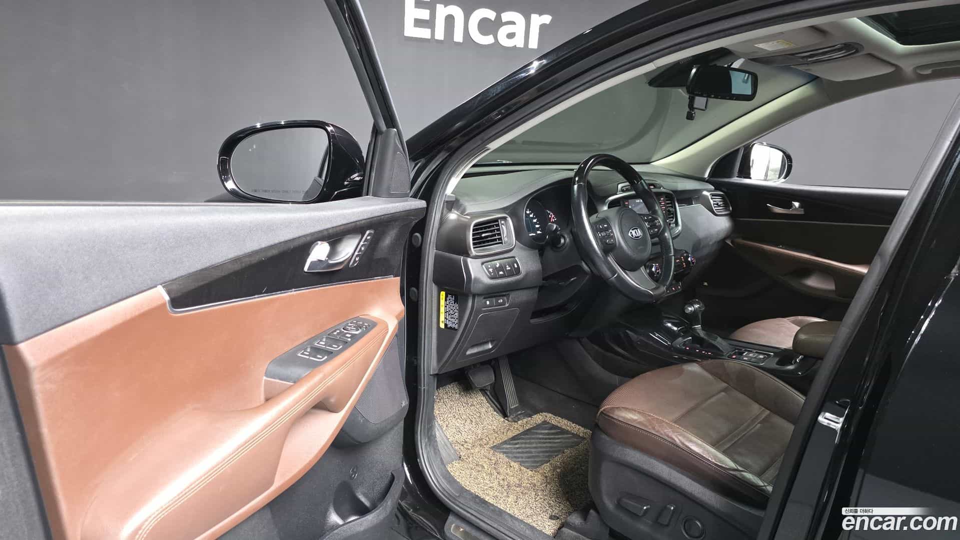 Sorento Kia 2014.8-INNER-010