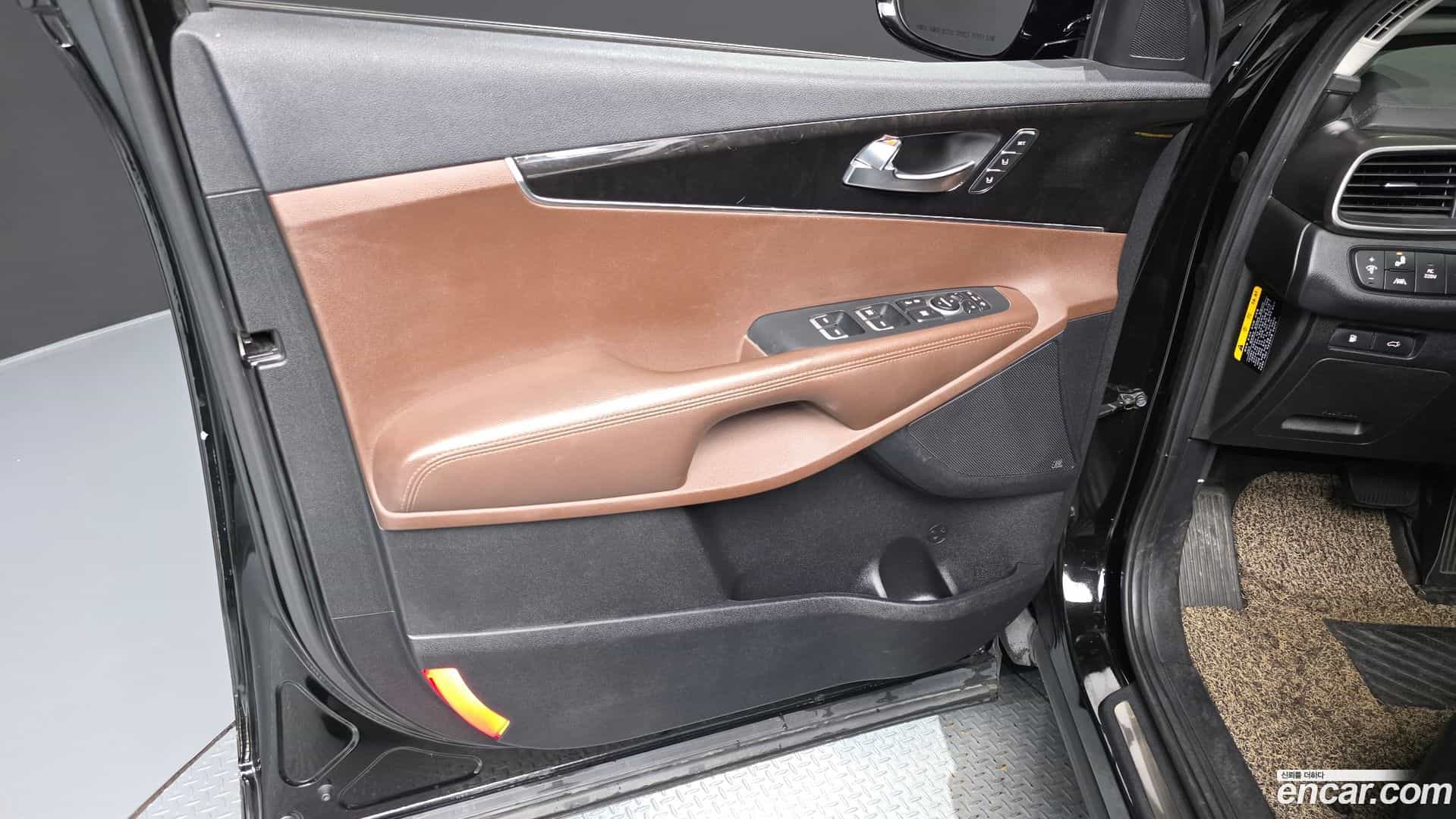 Sorento Kia 2014.8-INNER-034