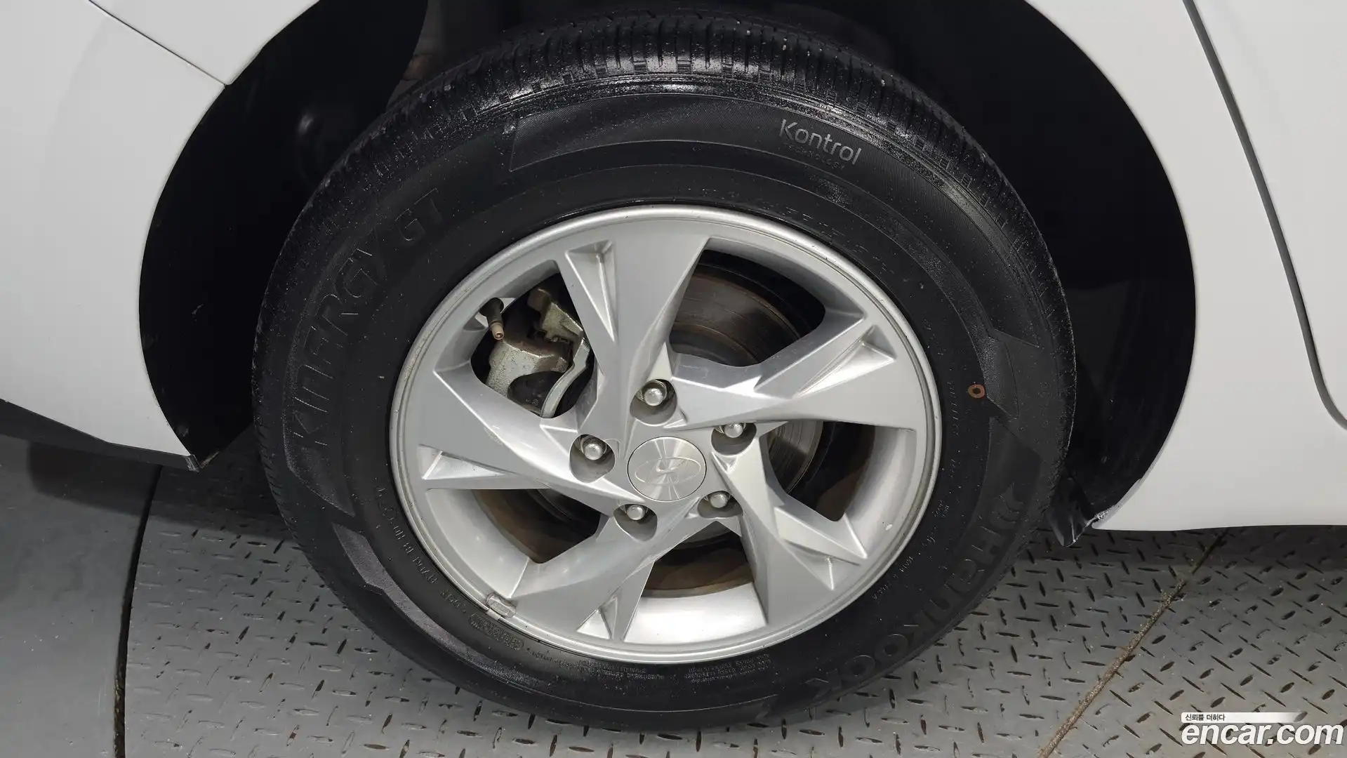 AVANTE Hyundai 2021.7-OUTER-005