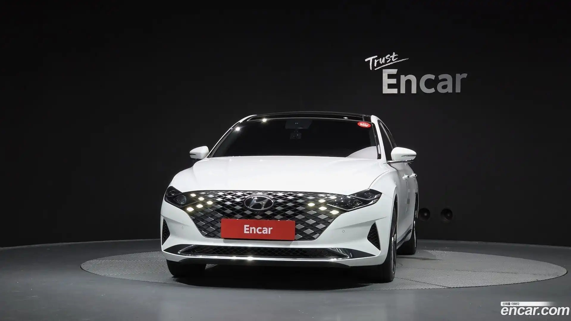 Grandeur Hyundai 2020.5-OUTER-003