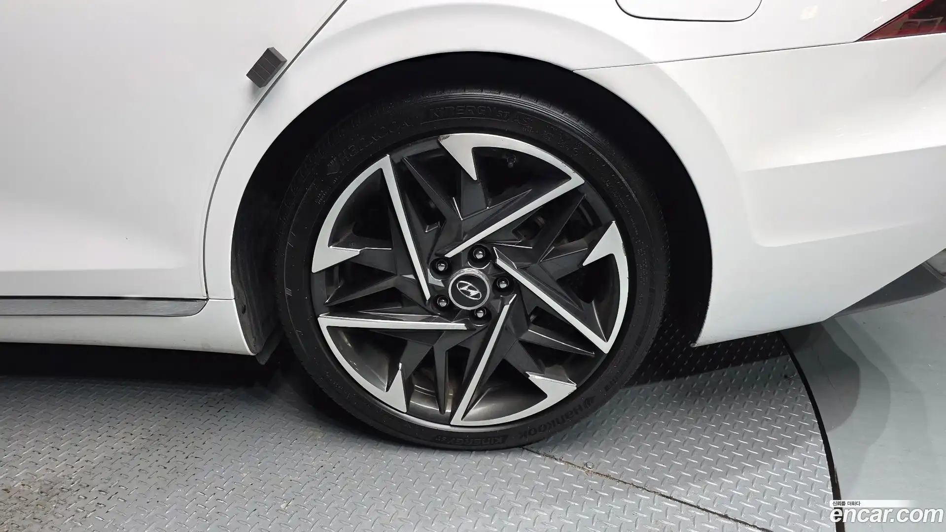 Grandeur Hyundai 2020.5-OUTER-031