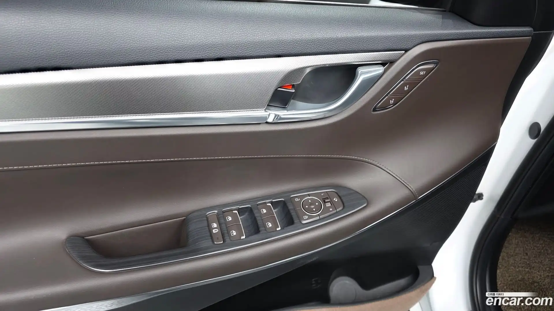 Grandeur Hyundai 2020.5-OPTION-046